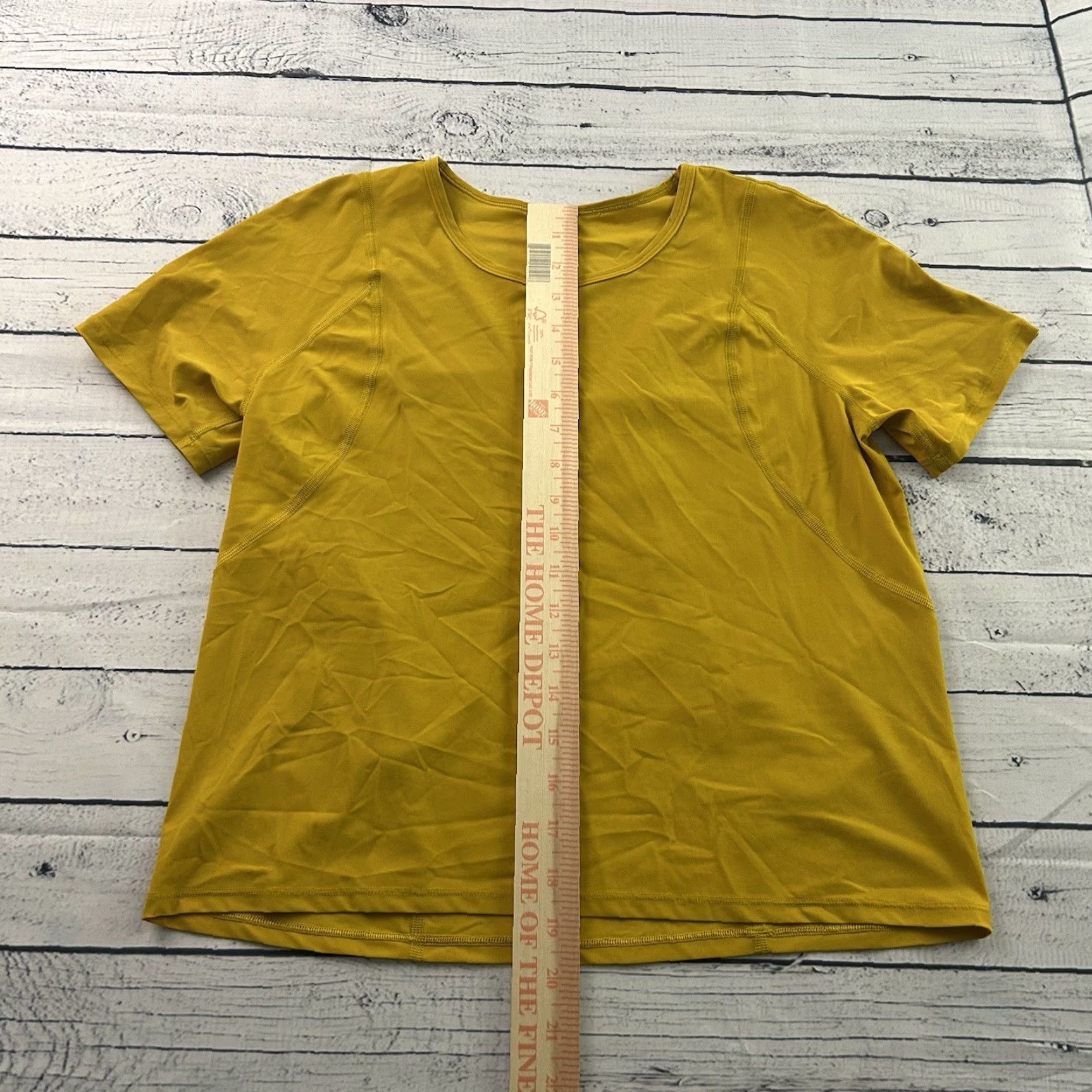 Lululemon Lululemon Short Sleeve T-Shirt Women's L Yellow Spandex Nylon Athletic Top Activewear Size L / US 10 / IT 46 - 2 Thumbnail
