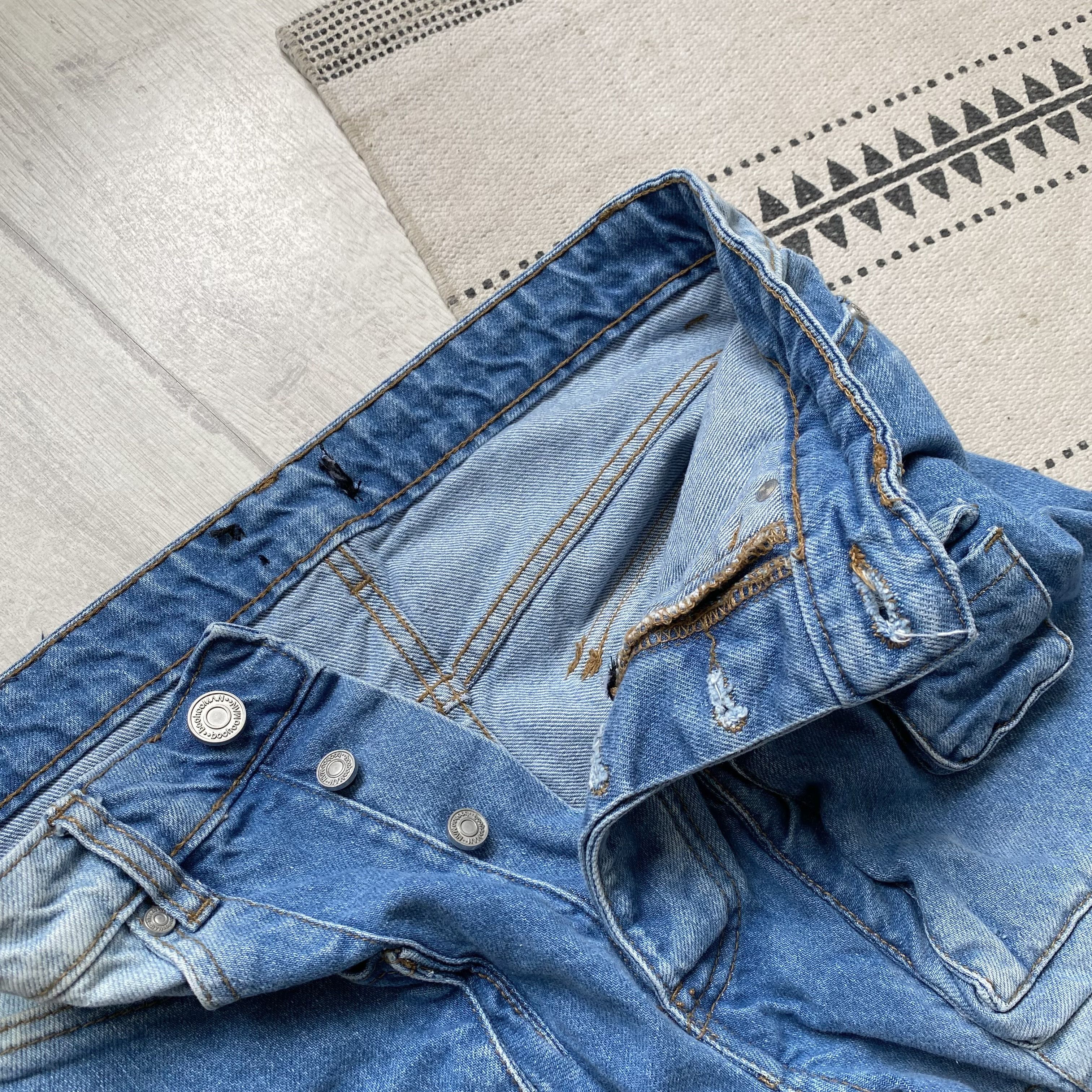 Japanese Brand Y2K Multipocket Cargo baggy Denim jeans skater pants Size US 30 / EU 46 - 7 Thumbnail