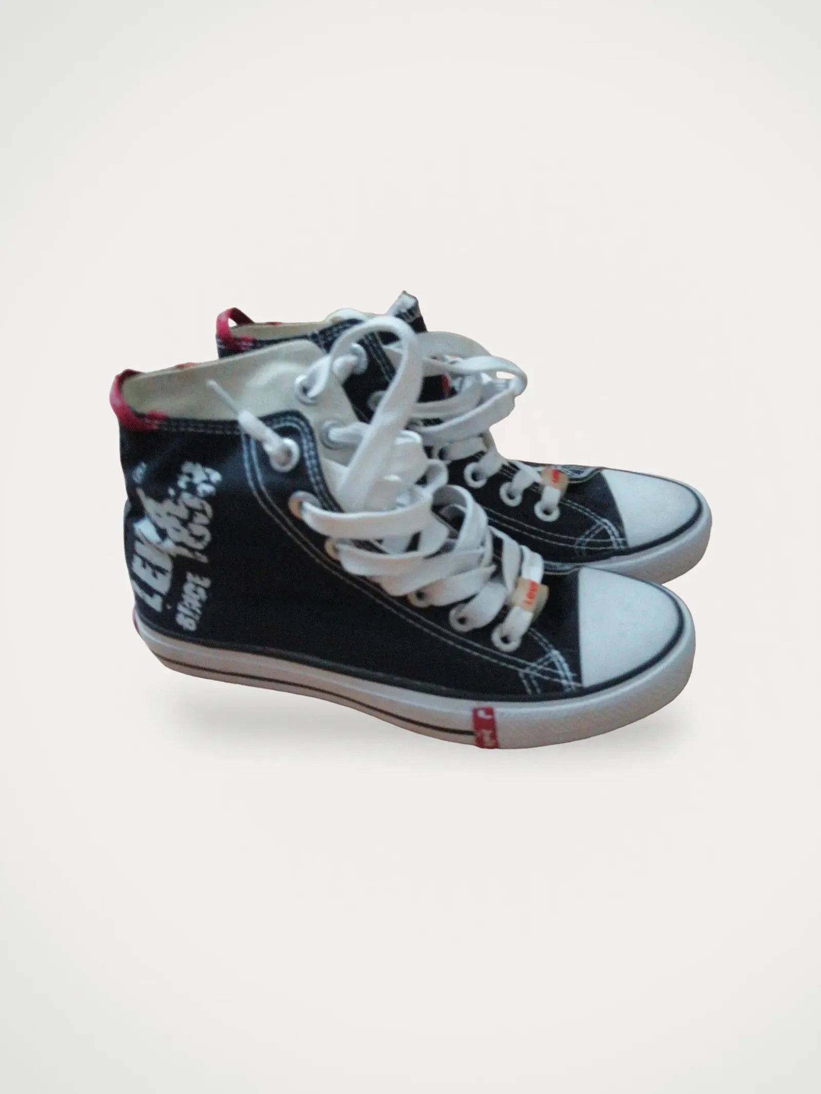 Levi's Levi's Sneakers Size US 9 / IT 39 - 1 Thumbnail