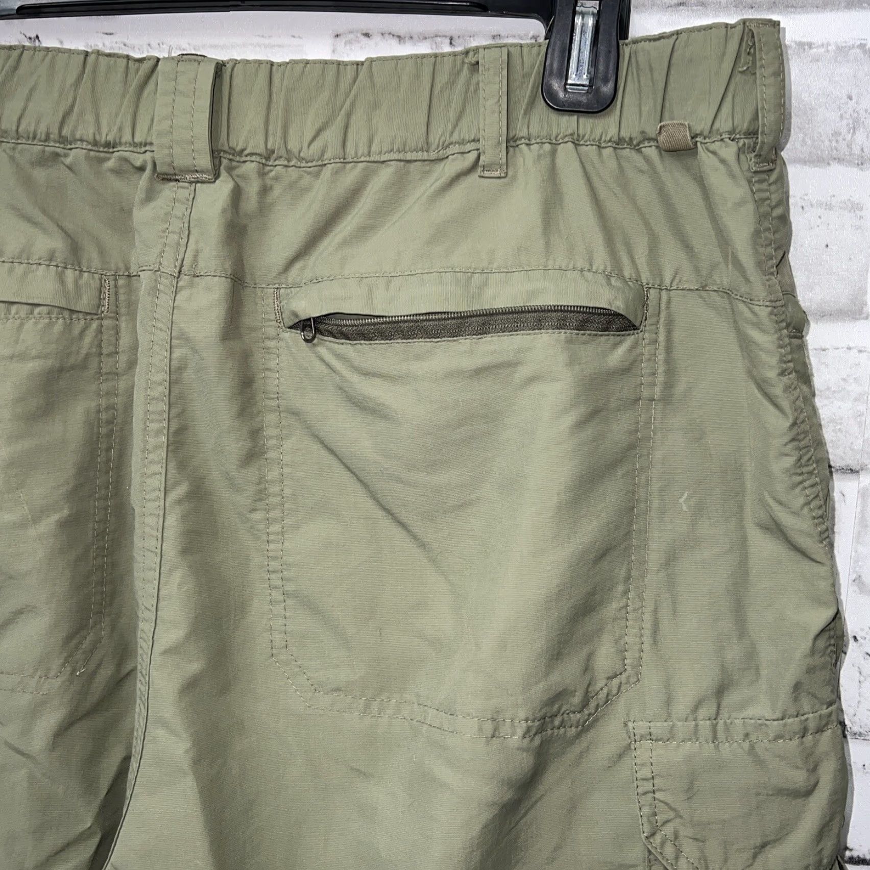 Vintage REI Convertible Green Hiking Pants Mens Size L 30" Inseam Regular Chino Style Size US 33 - 3 Thumbnail