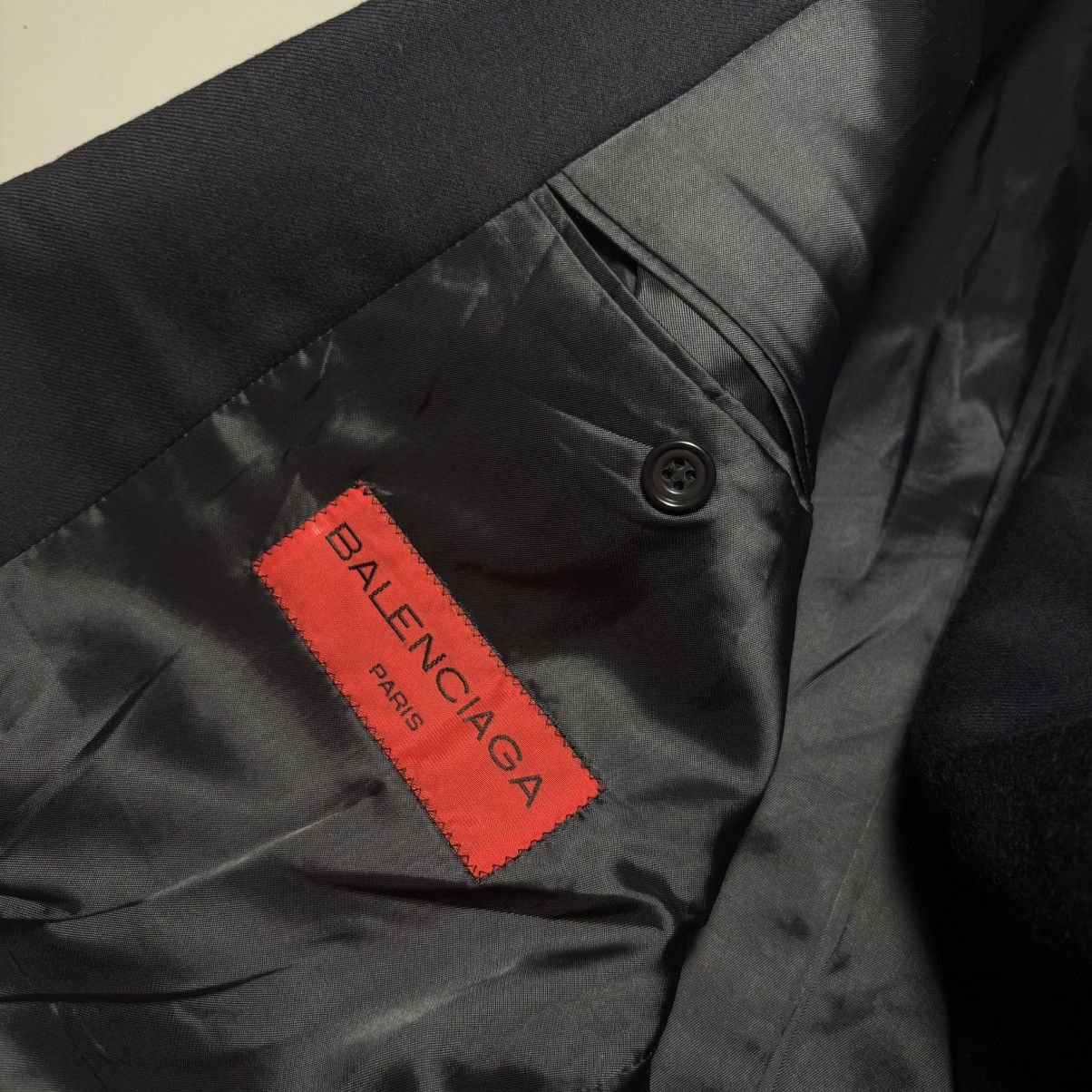 Balenciaga Vintage Balenciaga Double-Breasted Wool Suit Blazer Size 44R - 4 Thumbnail