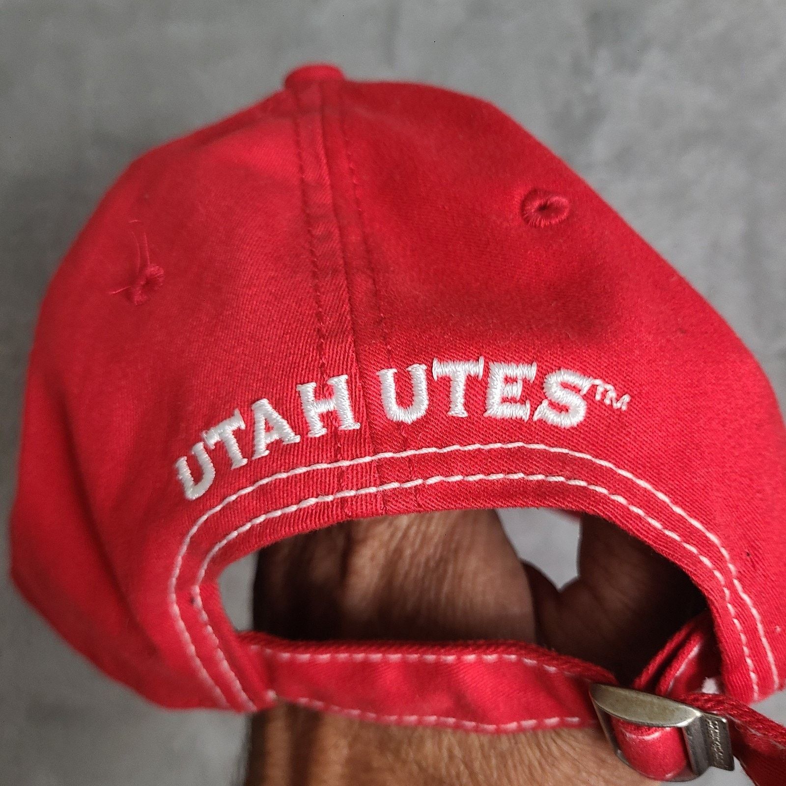 Under Armour Utah Utes Under Armour Red Hat, Adjustable Heat Gear Size ONE SIZE - 4 Thumbnail