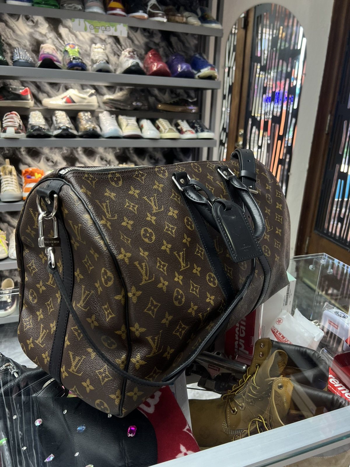 Louis Vuitton Louis Vuitton Monogram Duffel Bag Size ONE SIZE - 1 Thumbnail