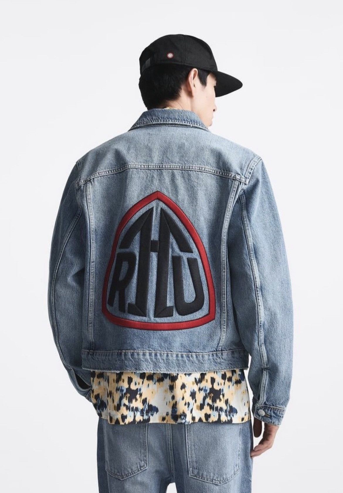 Rhude × Zara RHUDE x Zara CROPPED DENIM JACKET LIMITED Rhuigi NWT NEW Size US S / EU 44-46 / 1 - 1 Thumbnail