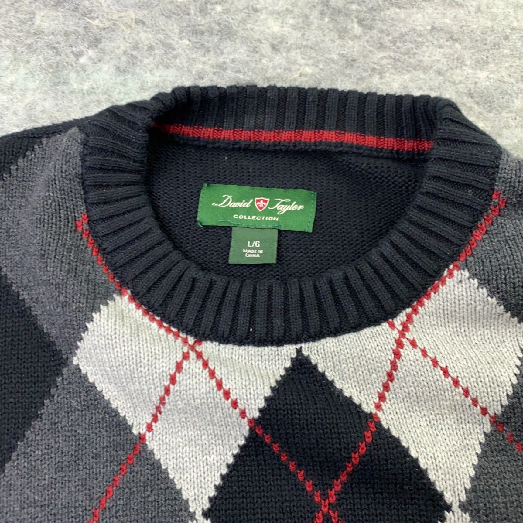 Vintage David Taylor Mens Sweater Large Black Argyle Cotton Crew Neck Long Sleeve Regular Fit Pullover Dad Theme Men Size US L / EU 52-54 / 3 - 3 Thumbnail