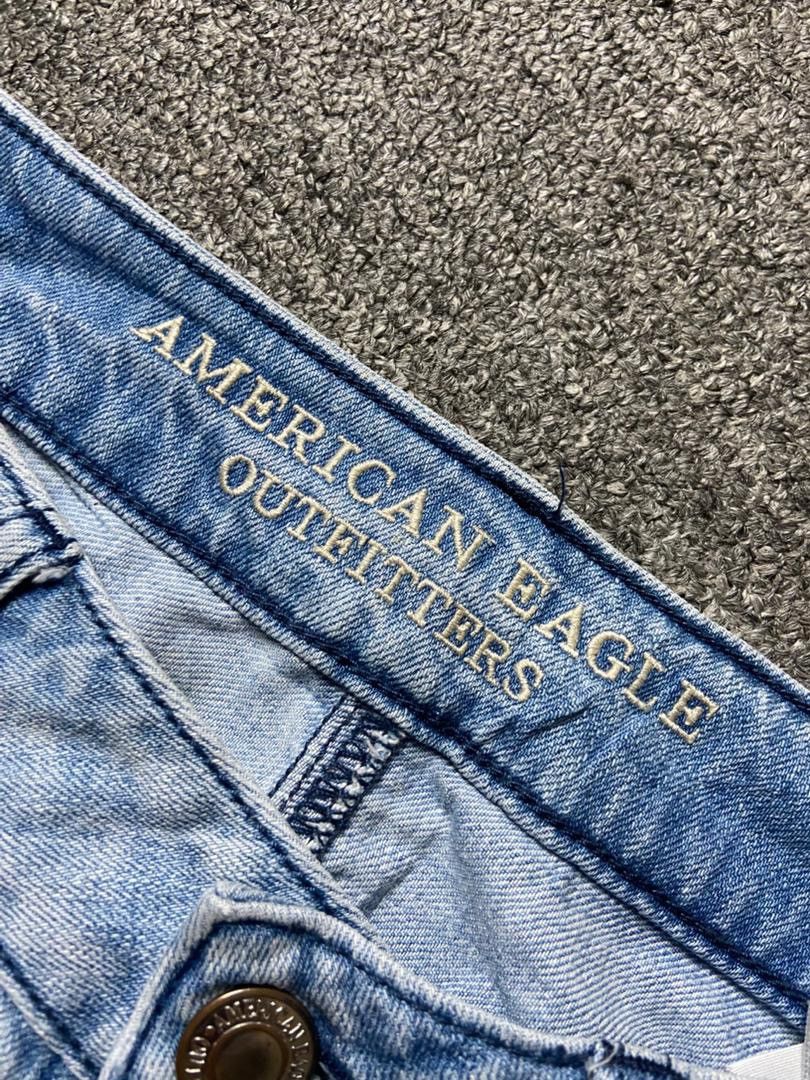 American Eagle Outfitters American Eagle Outfitters Distressed Ripped Jeans (175) Size US 31 - 3 Thumbnail