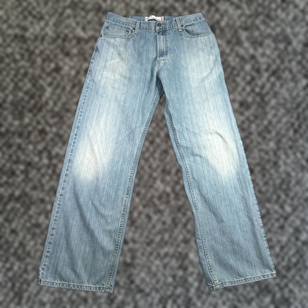 Levi's VINTAGE Levis 569 Jeans Mens 34x32 Blue Mid Rise Straight 5-Pocket Denim Logo Levis 500 Series Modern American Classic Jeans Mens Size US 34 / EU 50 - 1 Thumbnail