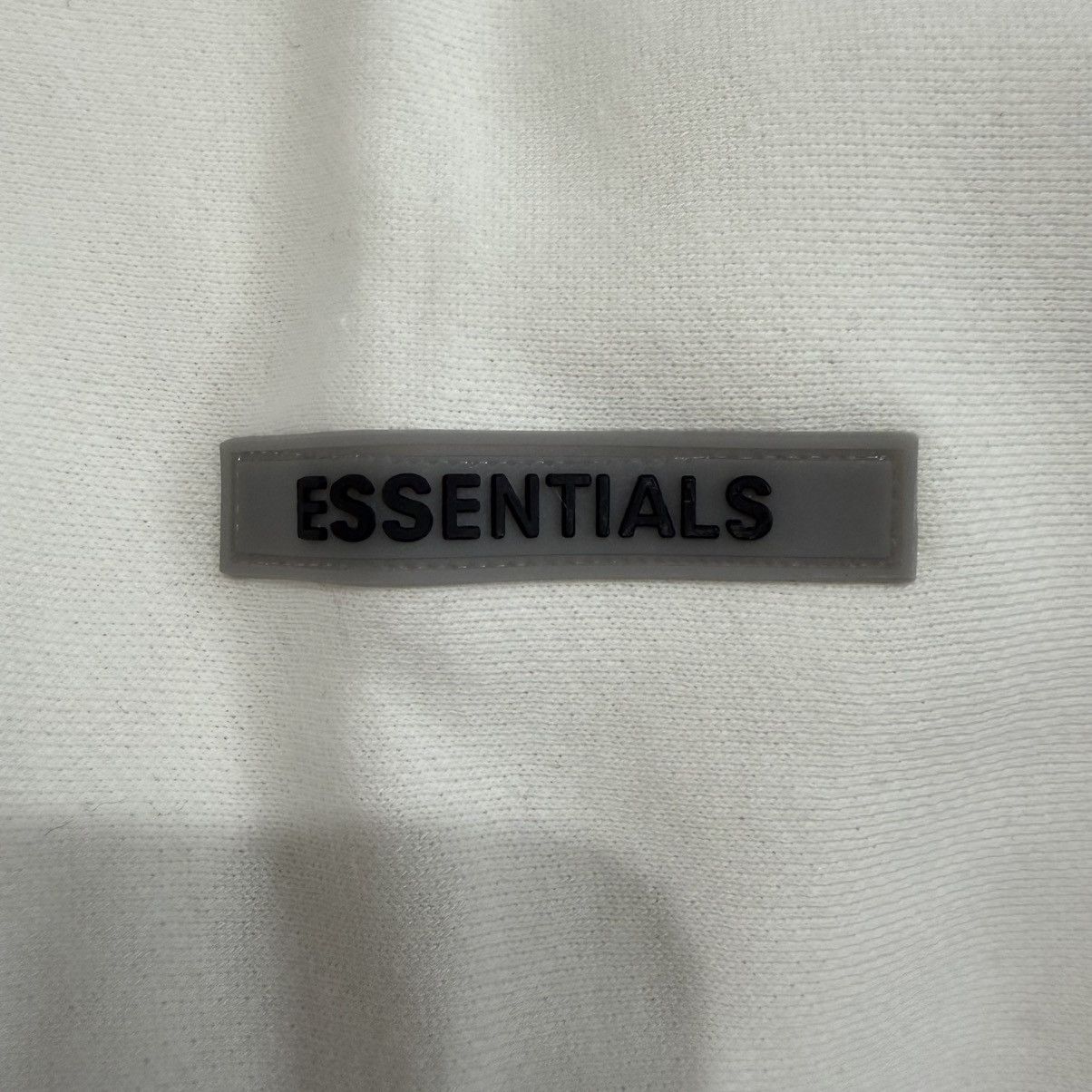 Essentials FEAR OF GOD ESSENTIAL WHITE HOODIE Size US L / EU 52-54 / 3 - 6 Thumbnail