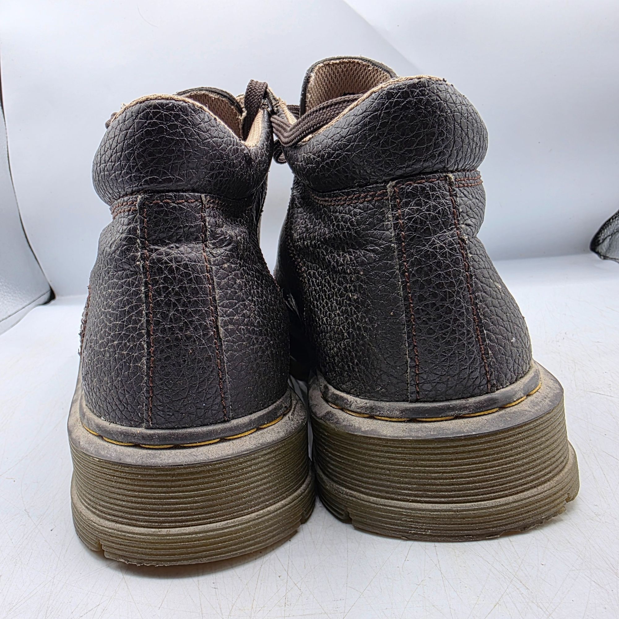 Dr. Martens Dr Martens Garvey Mens 11 Brown Leather Chukka Ankle Boots W Size US 11 / EU 44 - 4 Thumbnail