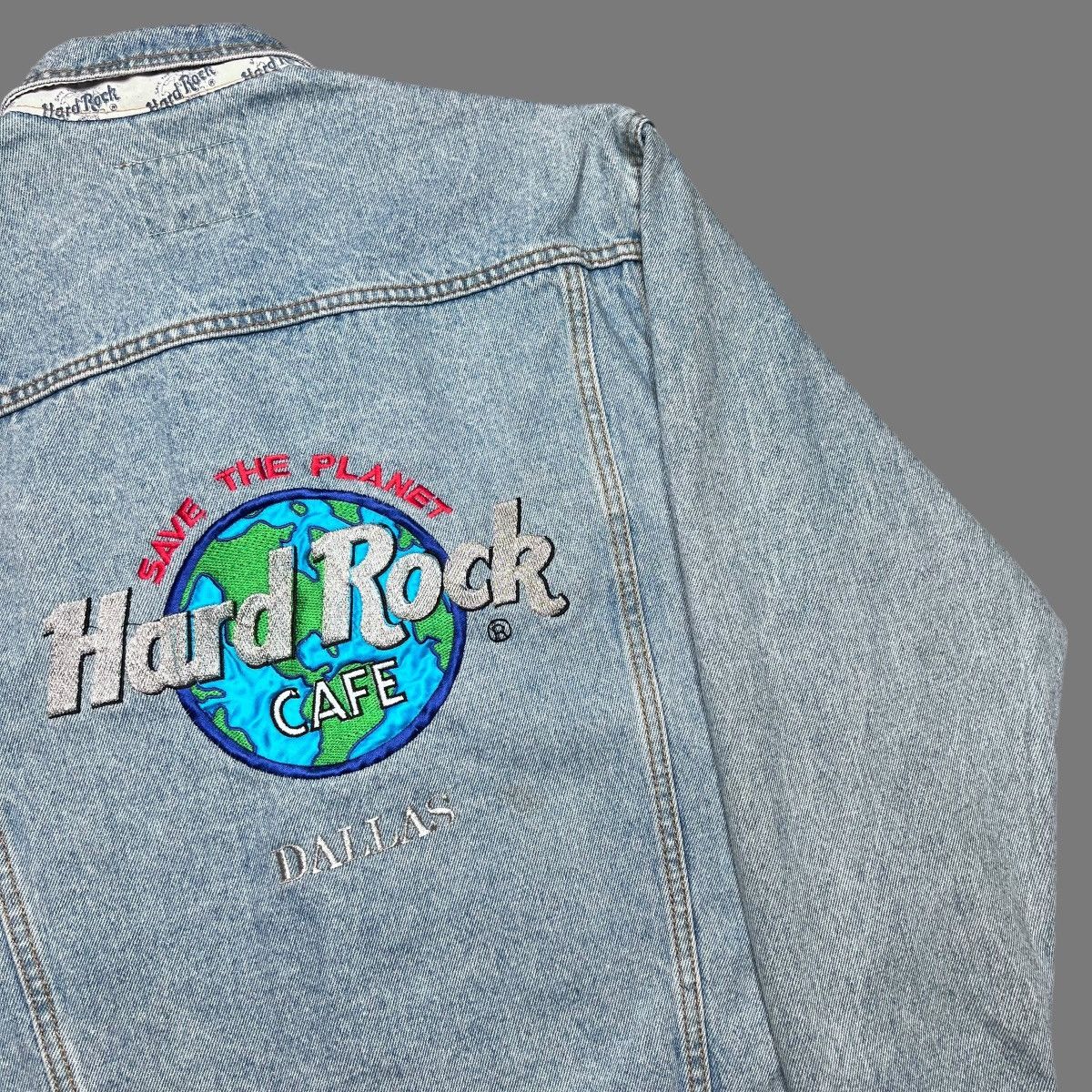Hard Rock Cafe × Vintage Vtg 1990s Hard Rock Cafe Save The Planet Dallas Denim Jacket Size US S / EU 44-46 / 1 - 20 Thumbnail