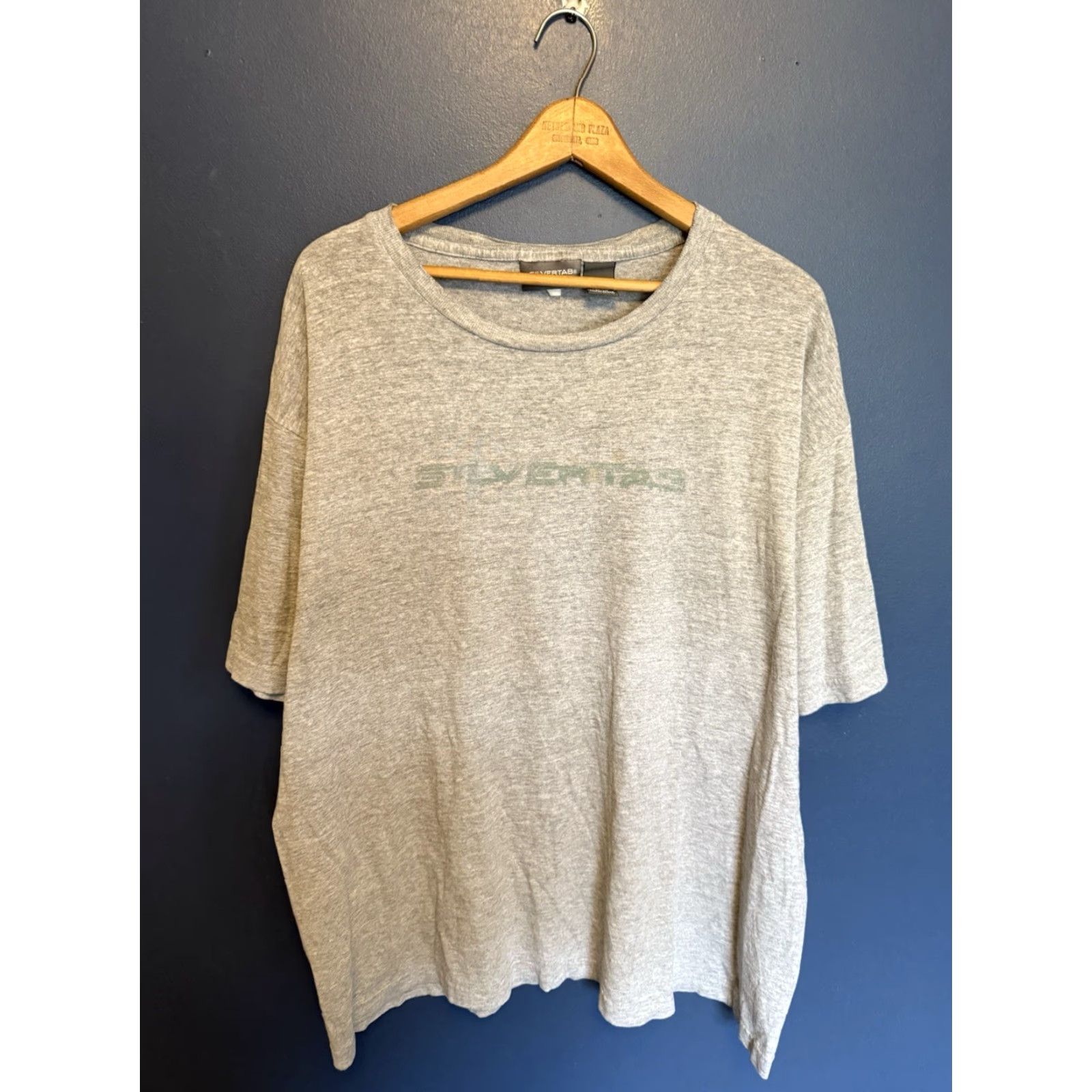 Levi's VINTAGE Levi's Shirt XL 90s Gray Cotton Tee Distressed Men Size US XL / EU 56 / 4 - 3 Thumbnail
