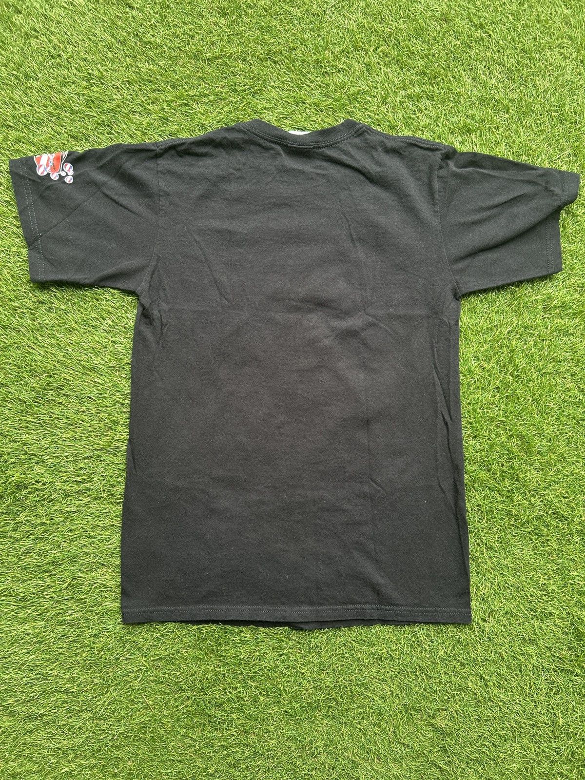 Vintage Vintage A.M.Phibious Outfitters Scuba Diving Graphic Tshirt Size US S / EU 44-46 / 1 - 4 Thumbnail