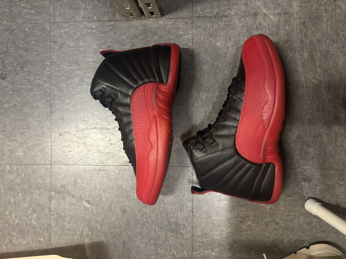 Jordan Brand × Nike Air Jordan 12 Retro “Flu Game” Black and Varsity Red Size US 10 / EU 43 - 1 Thumbnail
