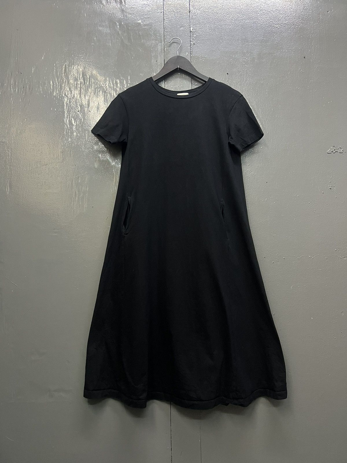 GU Black Short Sleeve Dress With Crew Neck Size M / US 6-8 / IT 42-44 - 1 Thumbnail