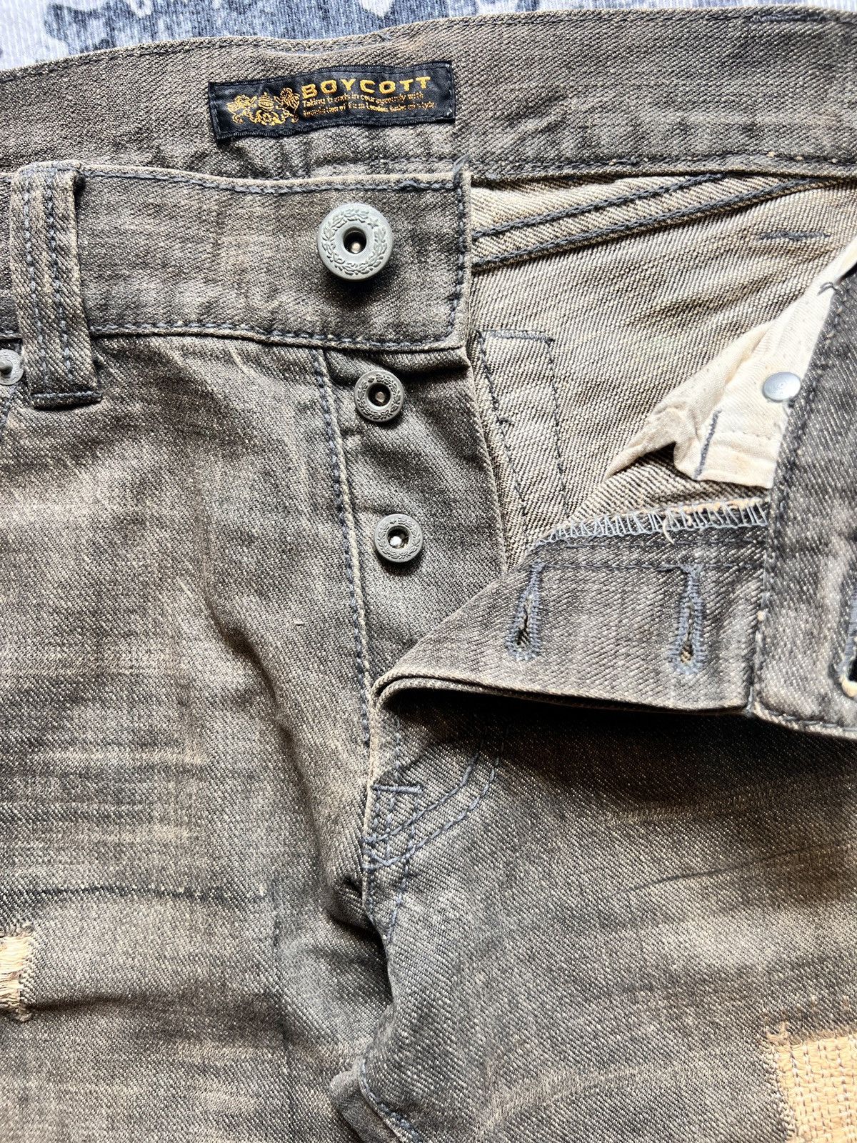 Boycott Boycott Destroyed Tappered Denim Jeans Size US 34 / EU 50 - 13 Thumbnail