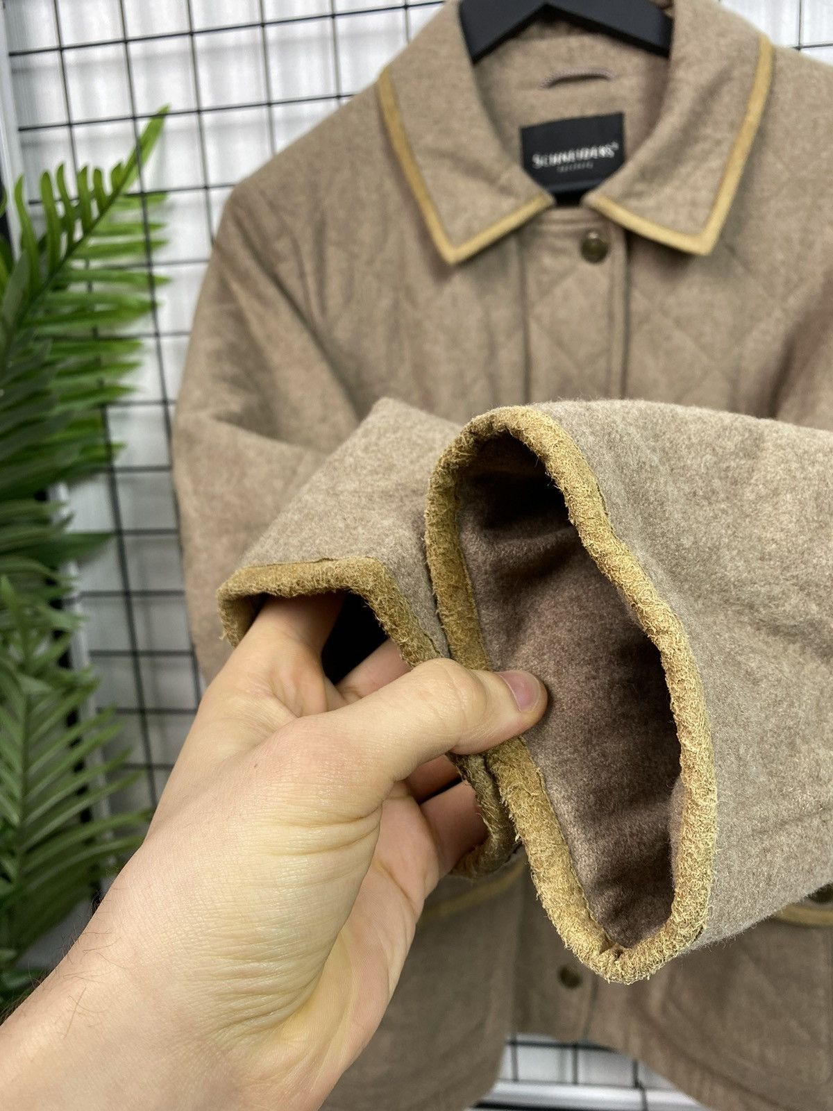 Designer × Stephan Schneider SchneiderS Salzburg Luxury women lana wool jacket Nathalie Size L / US 10 / IT 46 - 8 Thumbnail