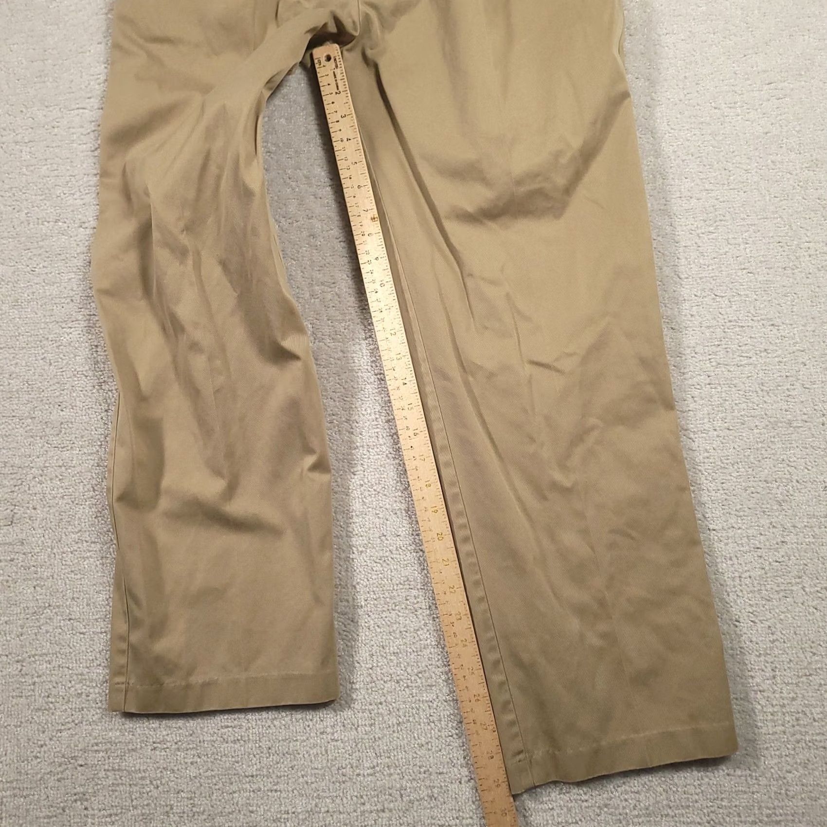 Dockers DOCKERS Pants Mens 34x30 Khaki D3 Classic Fit Straight Leg Chino Pants Size US 34 / EU 50 - 4 Thumbnail