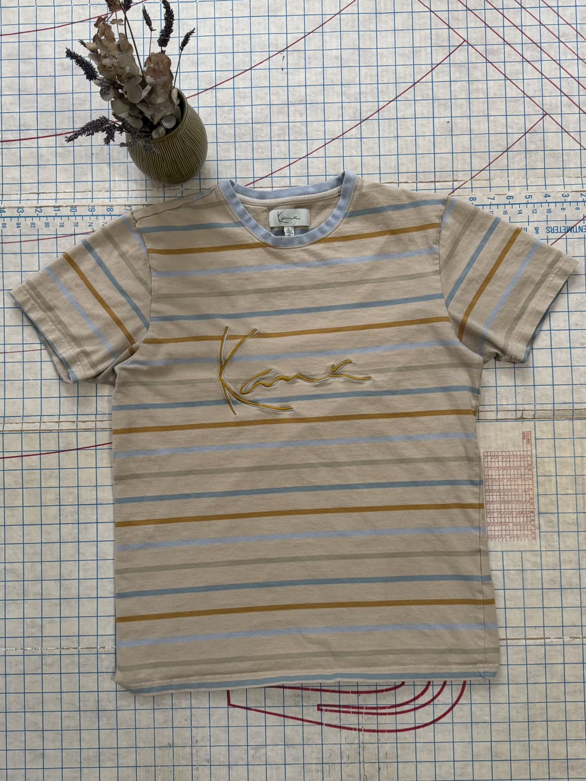 Karl Kani Karl Kani Spell Out Striped T-Shirt Mens Size Large Size US L / EU 52-54 / 3 - 1 Thumbnail