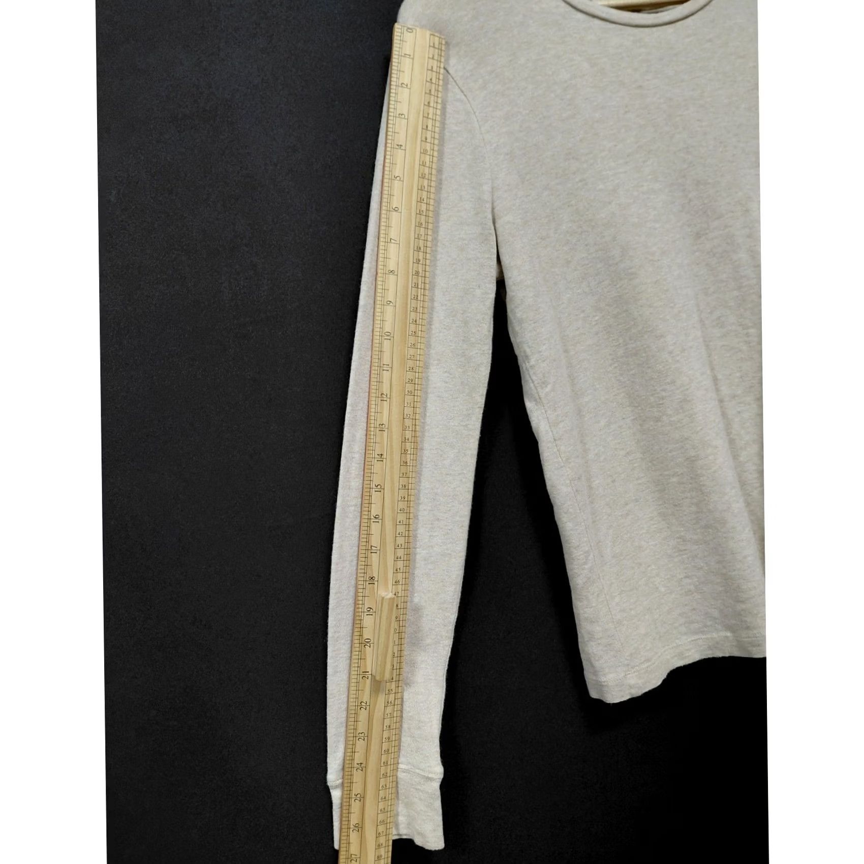 J.Crew J.Crew Cashmere Blend Long Sleeve Solid Knit Tee Beige Women Size S Size S / US 4 / IT 40 - 7 Thumbnail