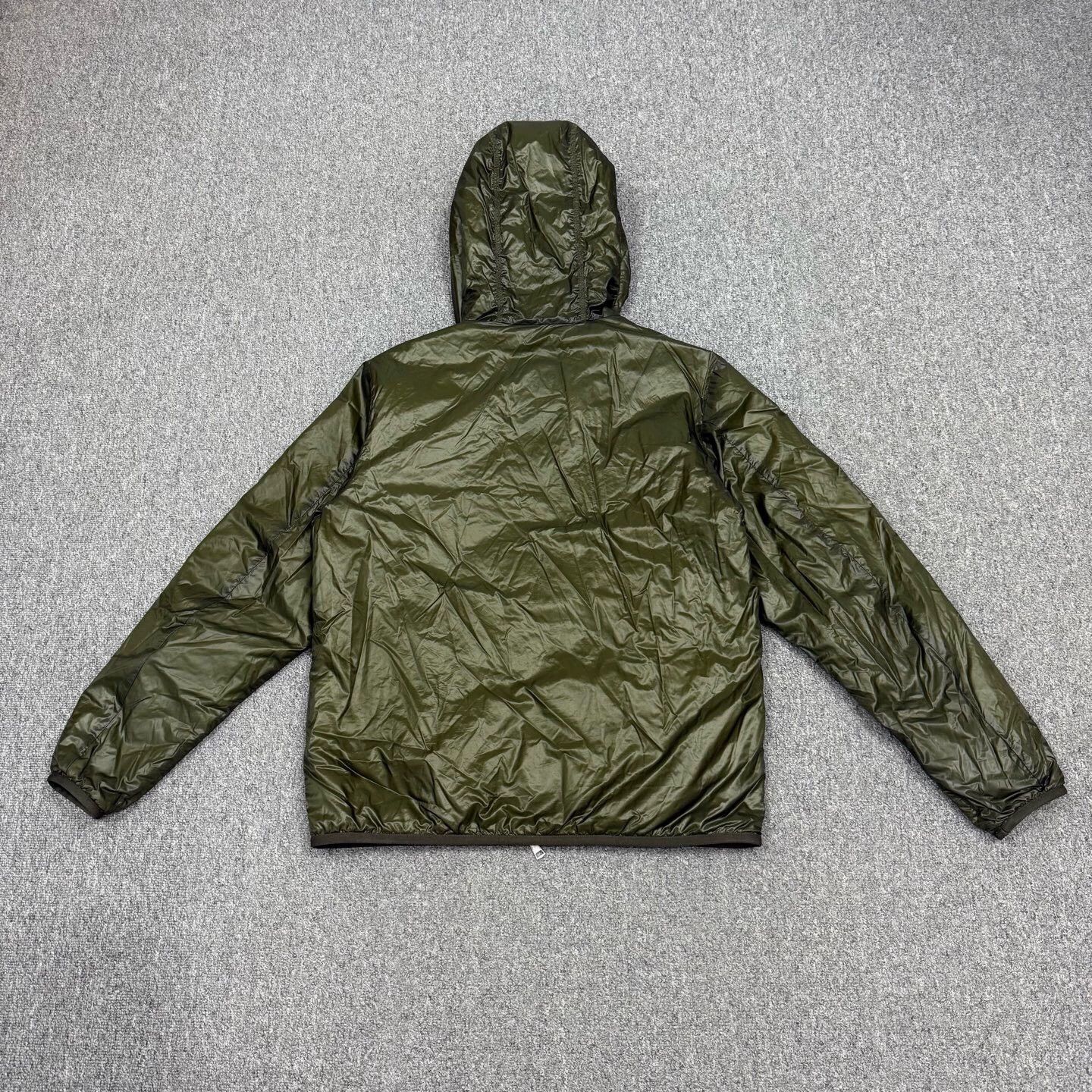 Moncler Moncler Green Hooded Puffer Jacket 3 99 New Minor Hole Size L / US 10 / IT 46 - 2 Thumbnail