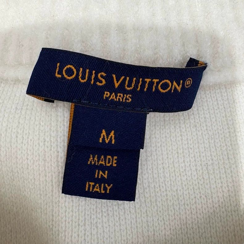 Louis Vuitton Louis Vuitton 25 New Beige 3D Embossed Logo Cashmere Knitt Size US M / EU 48-50 / 2 - 7 Thumbnail