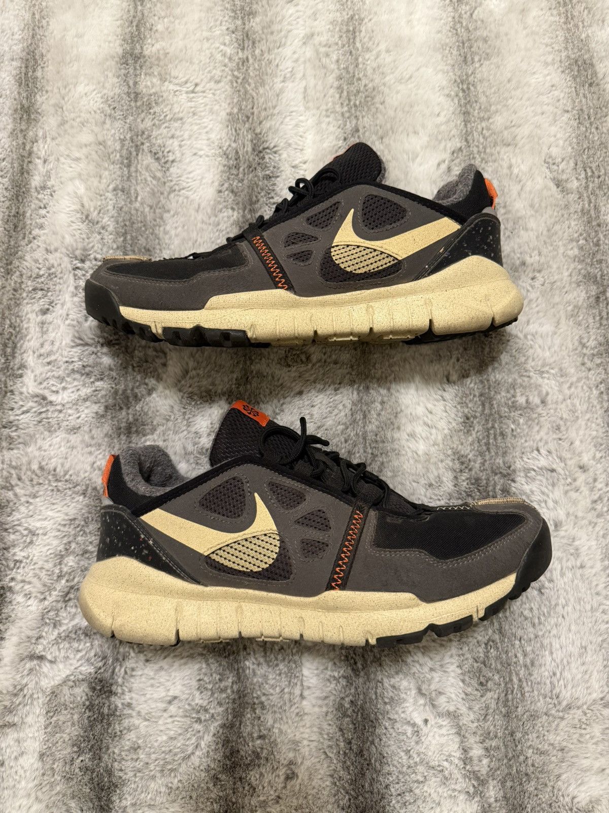 Nike Nike Free Terra Vista ‘Black Canvas’ Size US 10.5 / EU 43-44 - 1 Thumbnail
