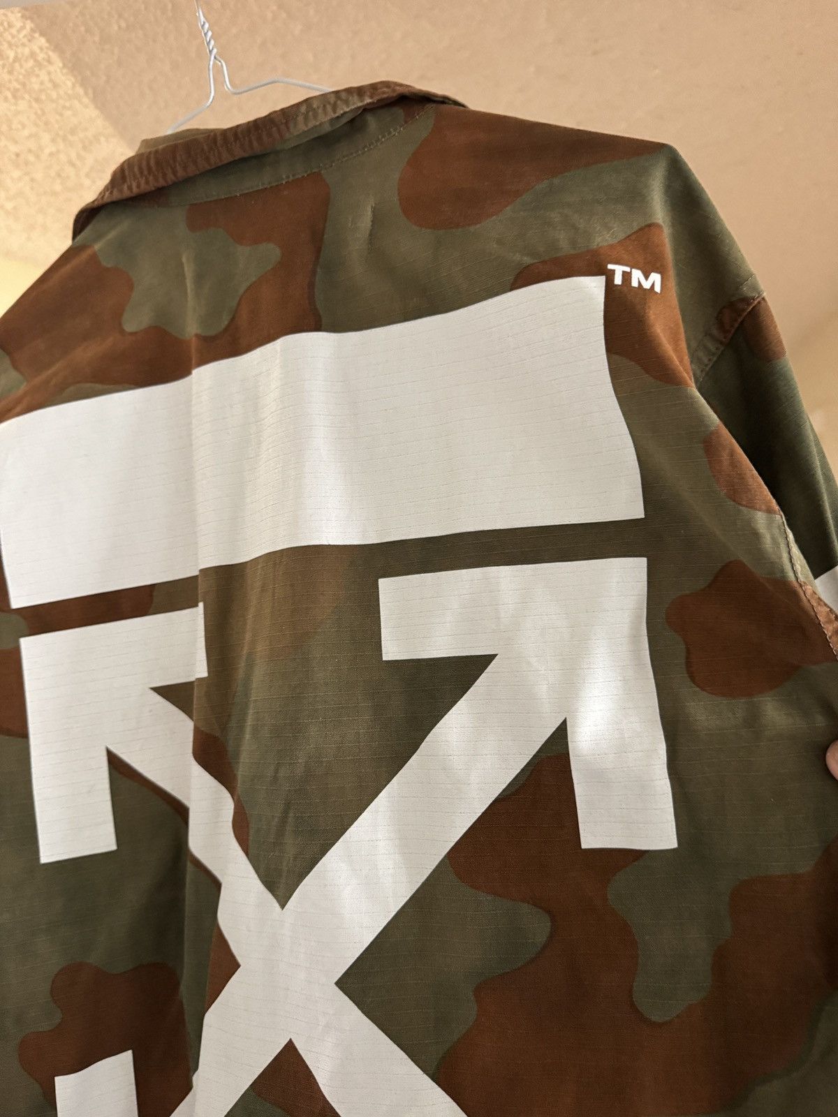 Off-White Off White camo jacket size S Size US S / EU 44-46 / 1 - 7 Thumbnail