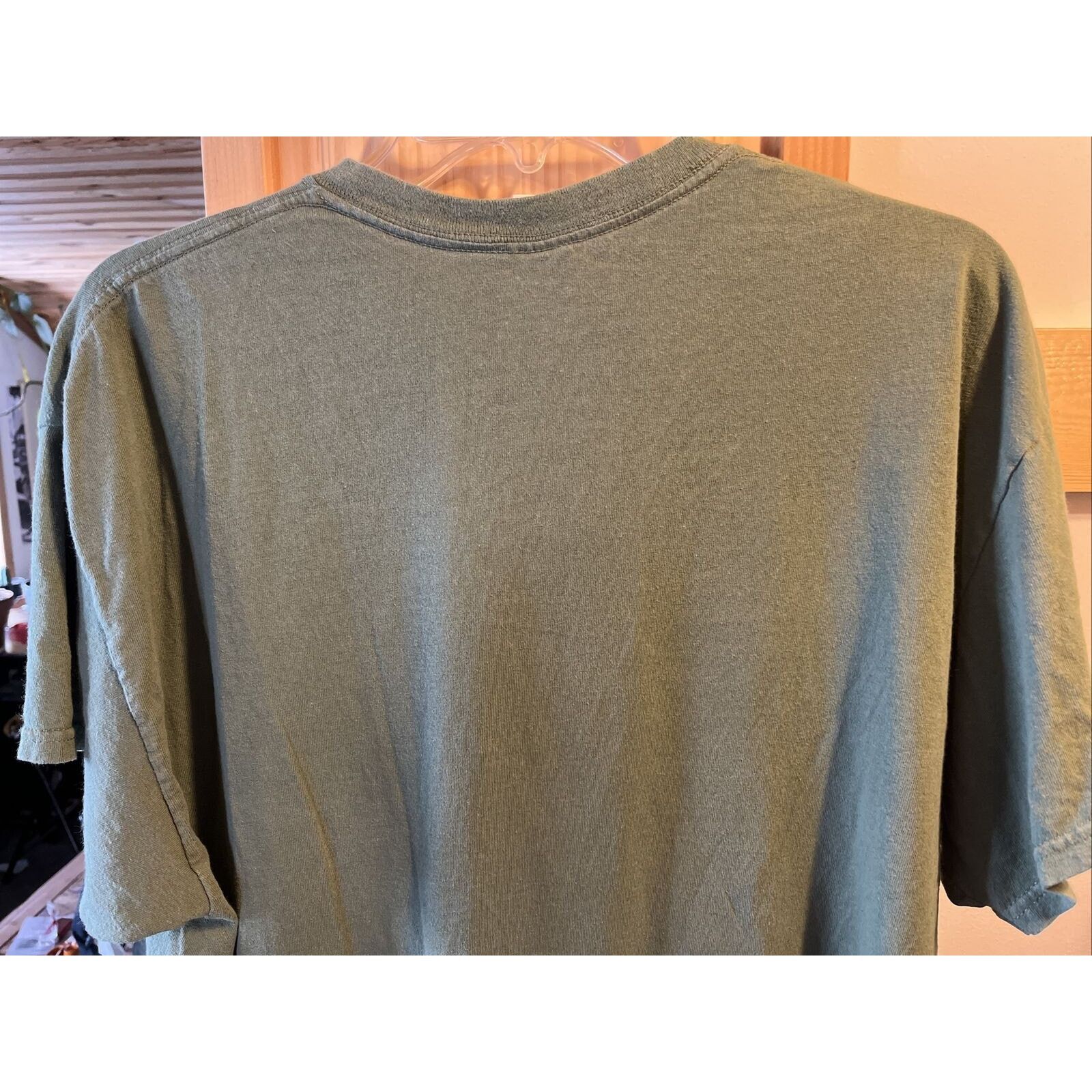 Gildan Gildan Men XL Olive Green Canada Short Sleeve Cotton T-Shirt Size US XL / EU 56 / 4 - 13 Thumbnail