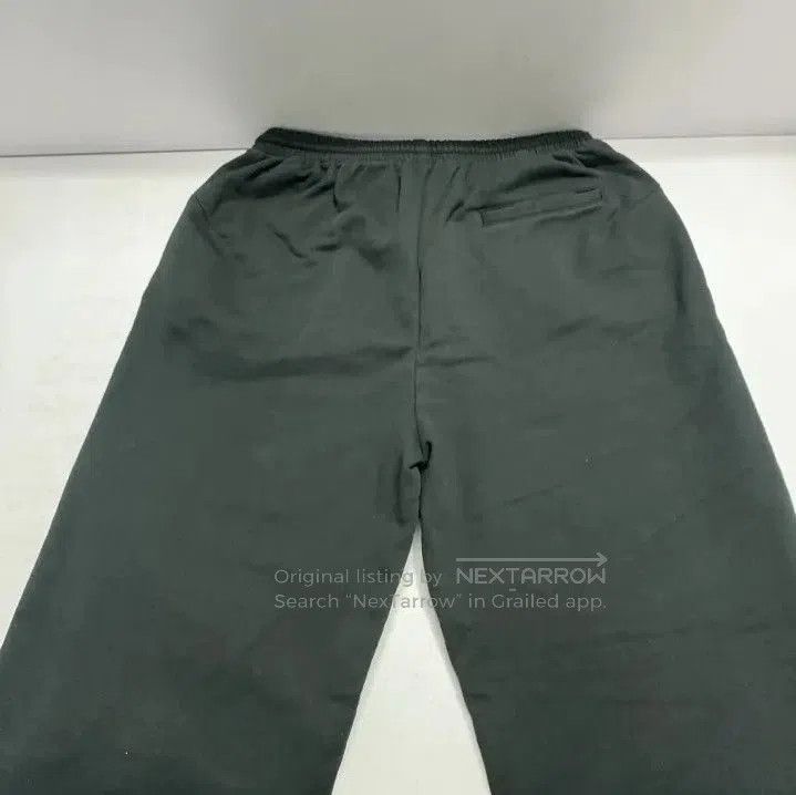 Balenciaga Balenciaga Black Sporty Cotton Joggers for Unisex. Size US 32 / EU 48 - 9 Thumbnail