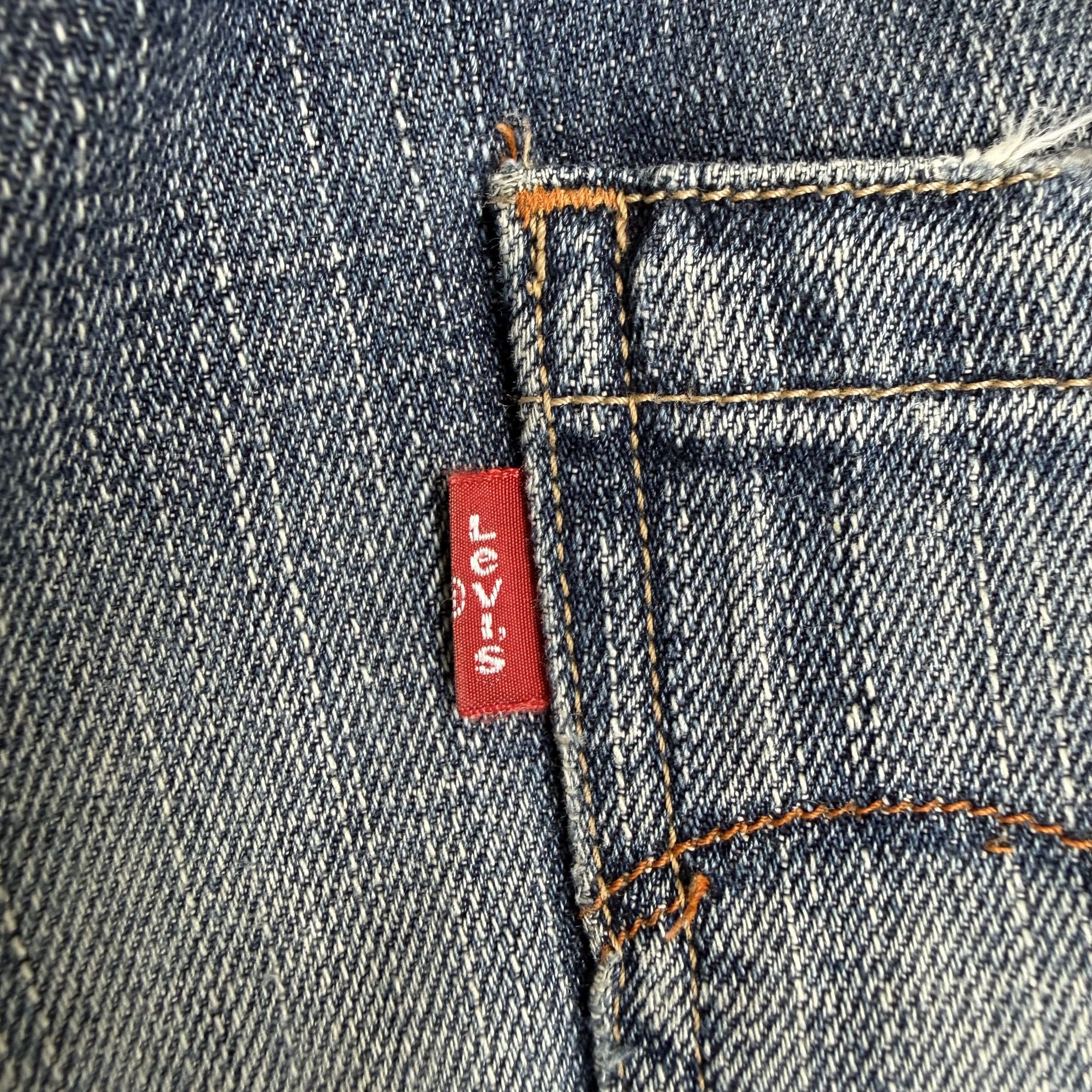 Levi's Vintage Clothing Vintage Levi's 553 Stone Wash Faded Denim Jeans Size US 33 - 10 Thumbnail