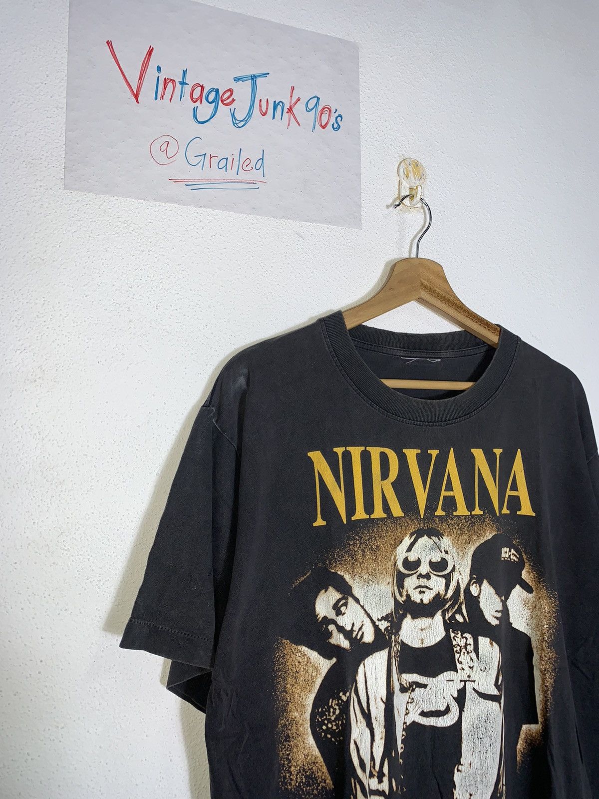 Band Tees Vintage DISTRESSED NIRVANA T-shirt Size US L / EU 52-54 / 3 - 2 Thumbnail