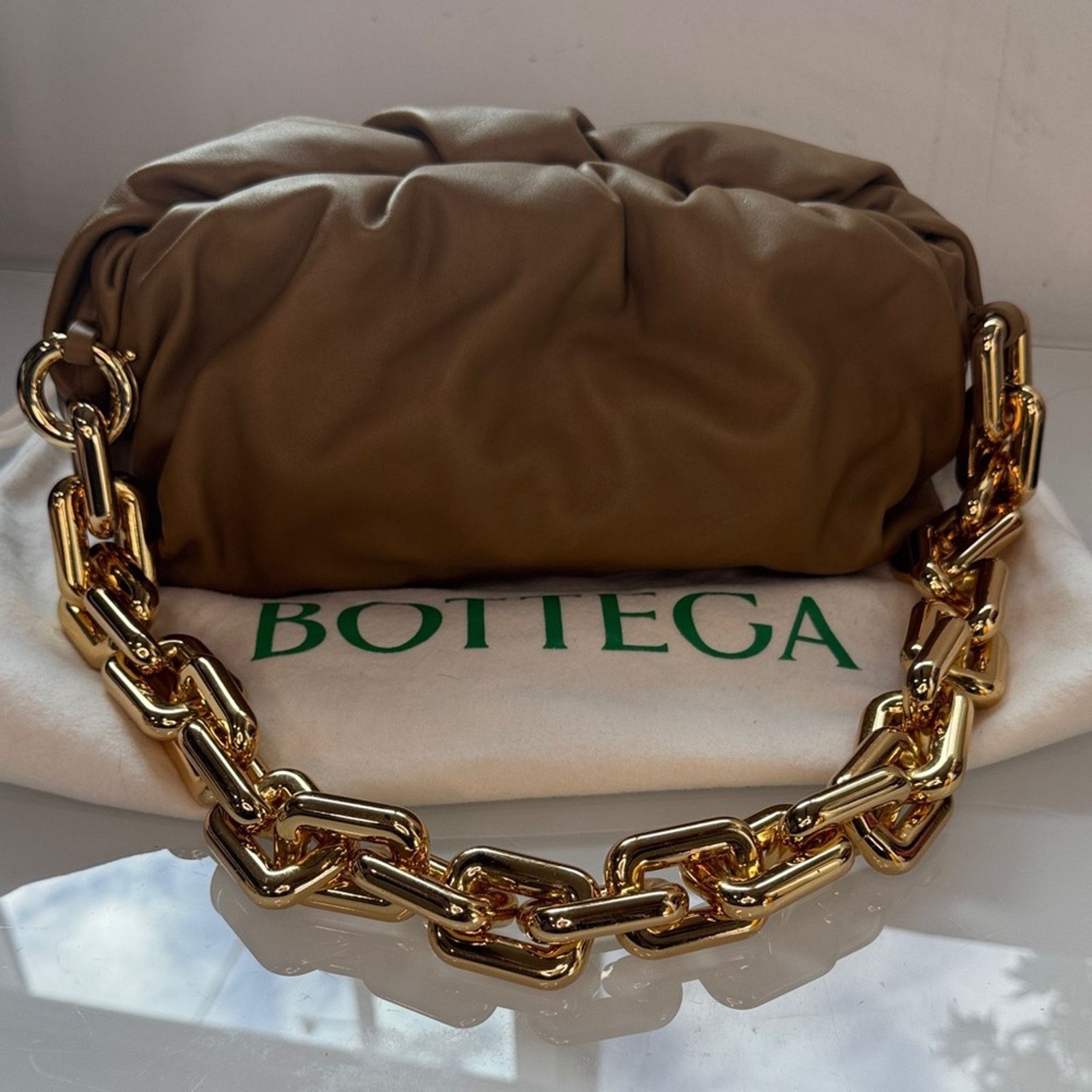 Bottega Veneta ✨ BOTTEGA VENETA Chain Pouch + dust bag and COA Size ONE SIZE - 2 Thumbnail