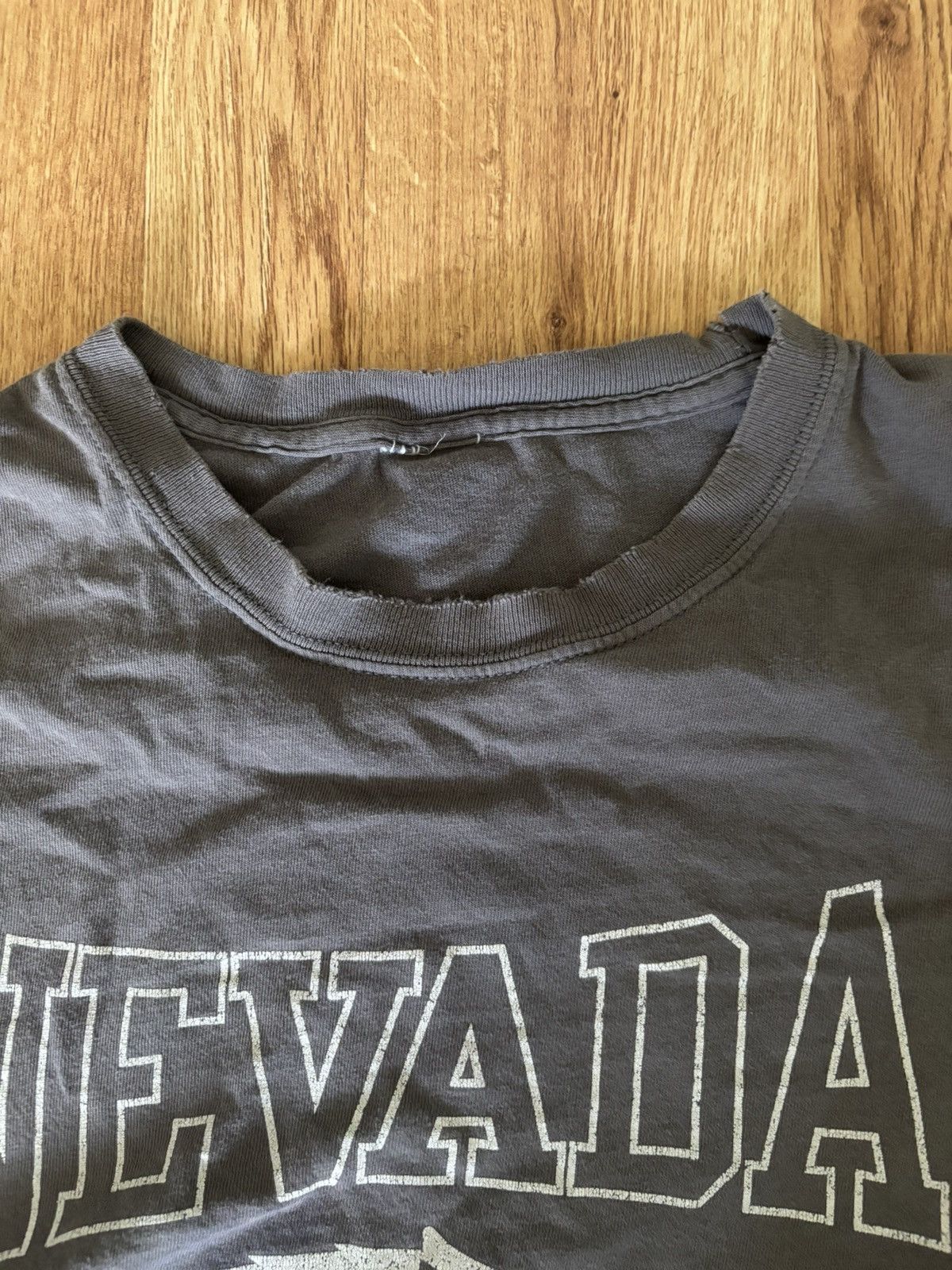 Other Nevada Wolf Pack Distressed Tee Size US L / EU 52-54 / 3 - 2 Thumbnail