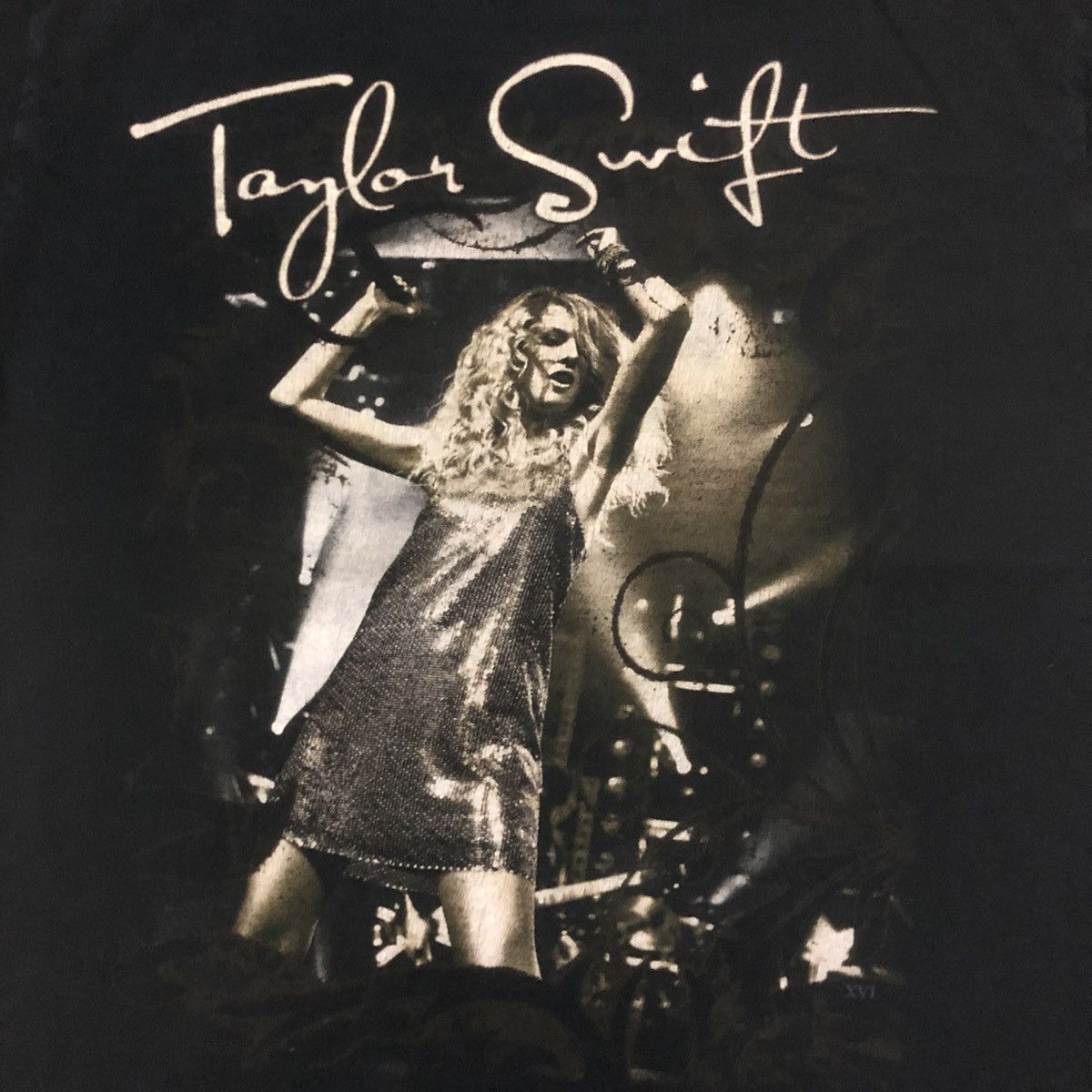Vintage Taylor Swift Fearless Concert Tour 2009 Size S Size S / US 4 / IT 40 - 2 Thumbnail