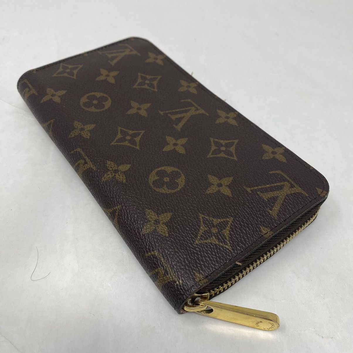 Louis Vuitton Louis Vuitton Monogram Zip Wallet Size ONE SIZE - 1 Thumbnail
