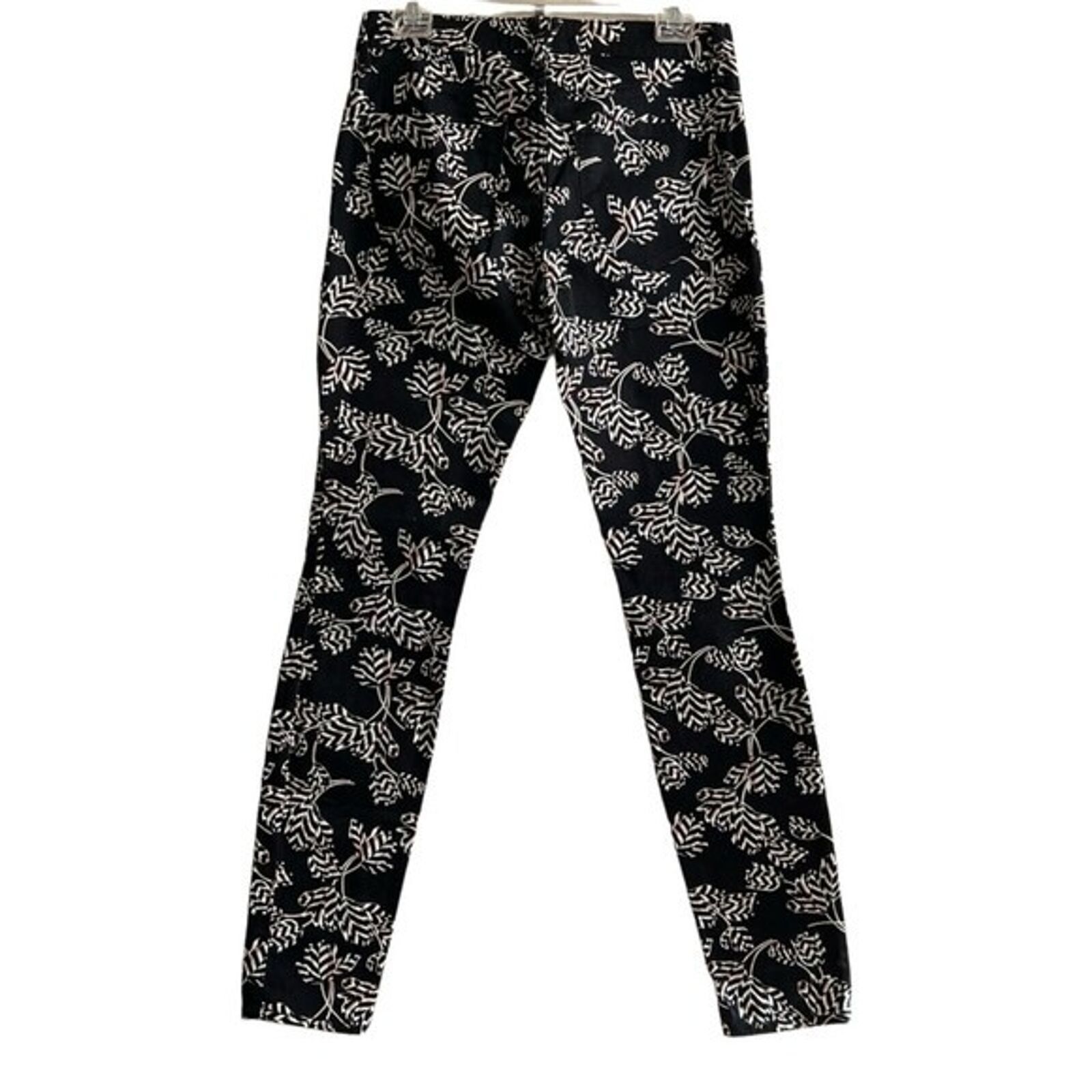 Marc by Marc Jacobs MARC BY MARC JACOBS Mid-Rise Skinny Leg Jeans, US27 Size 27" / US 4 / IT 40 - 4 Thumbnail