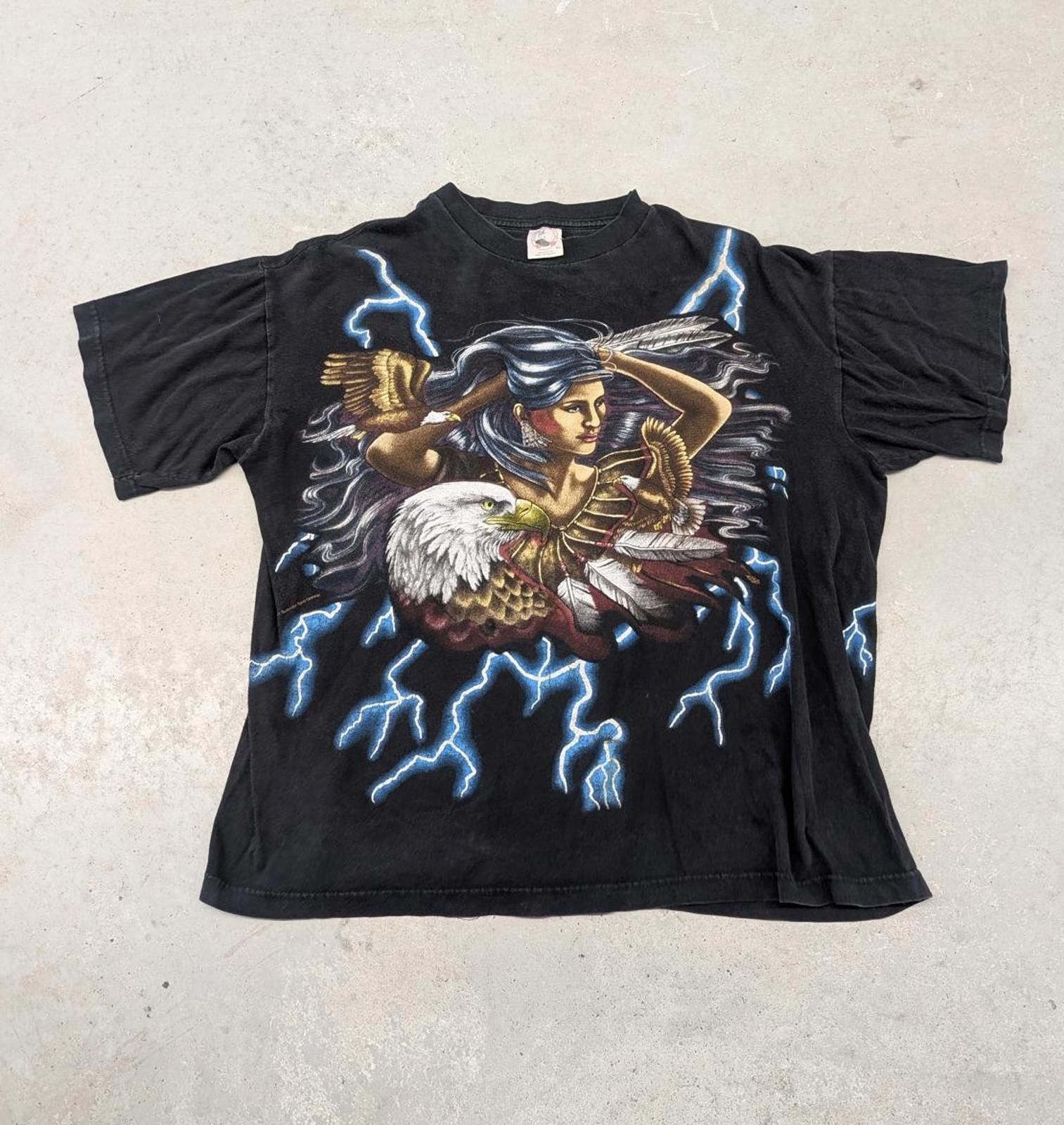 Vintage Vintage 90s USA American Thunder Eagle t-shirt Size US L / EU 52-54 / 3 - 1 Thumbnail