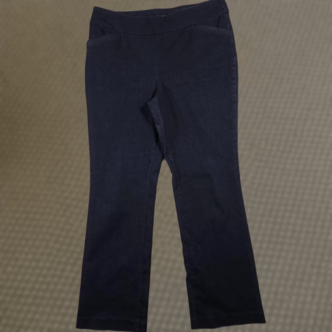 Croft & Barrow Croft & Barrow Pants Womens 12 Effortless Stretch Denim Pull On Straight Leg Size 34" / US 12 / IT 48 - 1 Thumbnail