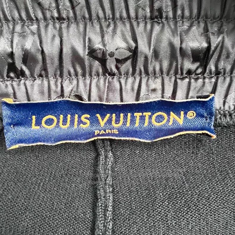 Louis Vuitton Louis Vuitton size s FALL black drawstring lace-up knit swe Size US 28 / EU 44 - 7 Thumbnail