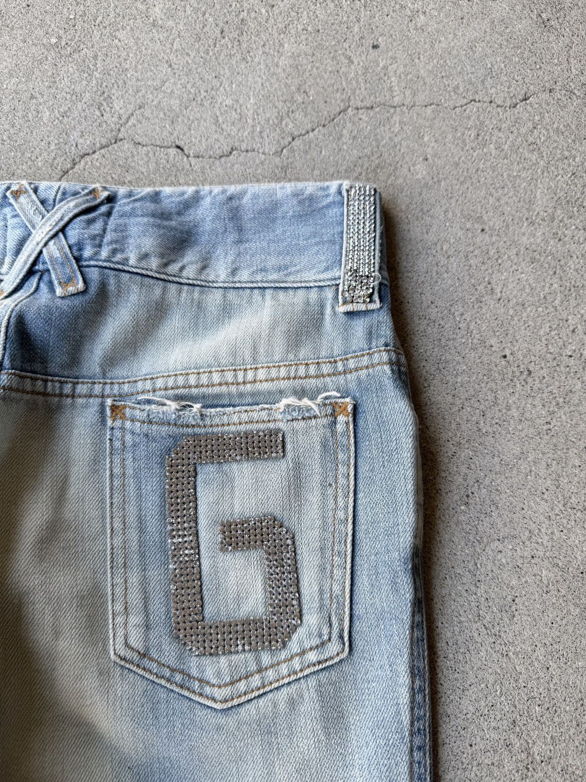 Dolce & Gabbana DOLCE&GABBANA 03SS Rhinestone DG Pockets Damage Flare Jeans Size US 28 / EU 44 - 10 Thumbnail