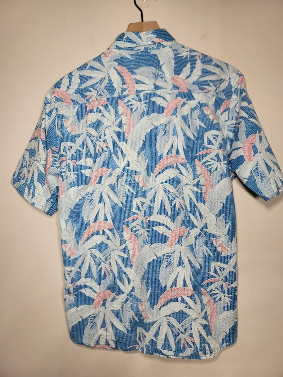 Tommy Bahama Tommy Bahama Nova Wave Seersucker Camp Shirt Coastal Sz M Size US M / EU 48-50 / 2 - 4 Thumbnail
