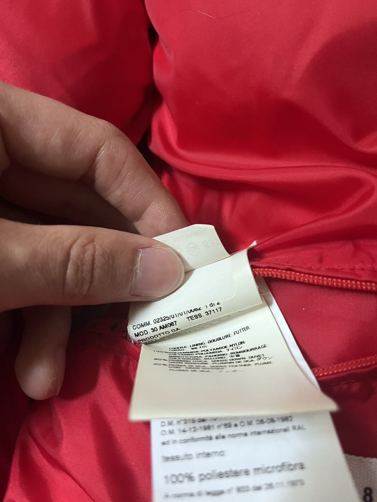Maison Margiela Maison Margiela A/W 08 feather red puffer vest wrinkled rare Size US M / EU 48-50 / 2 - 15 Thumbnail