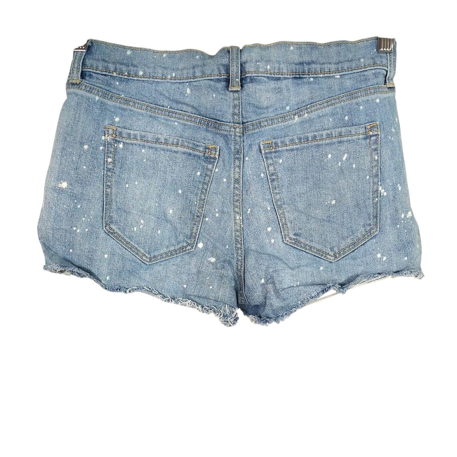 Old Navy Old Navy Cut Off Boyfriend Denim Jean Booty Shorts Size 2 Size 26" / US 2 / IT 38 - 2 Thumbnail