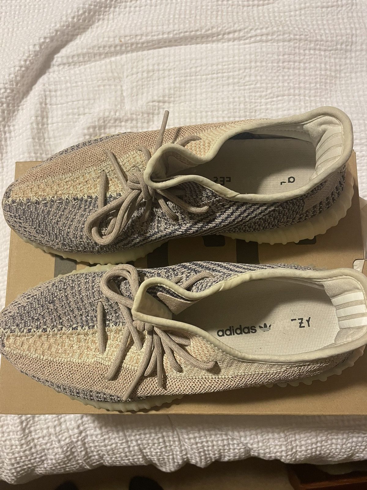 Adidas Yeezy Boost 350 V2 Ash Pearl Size US 11 / EU 44 - 4 Thumbnail