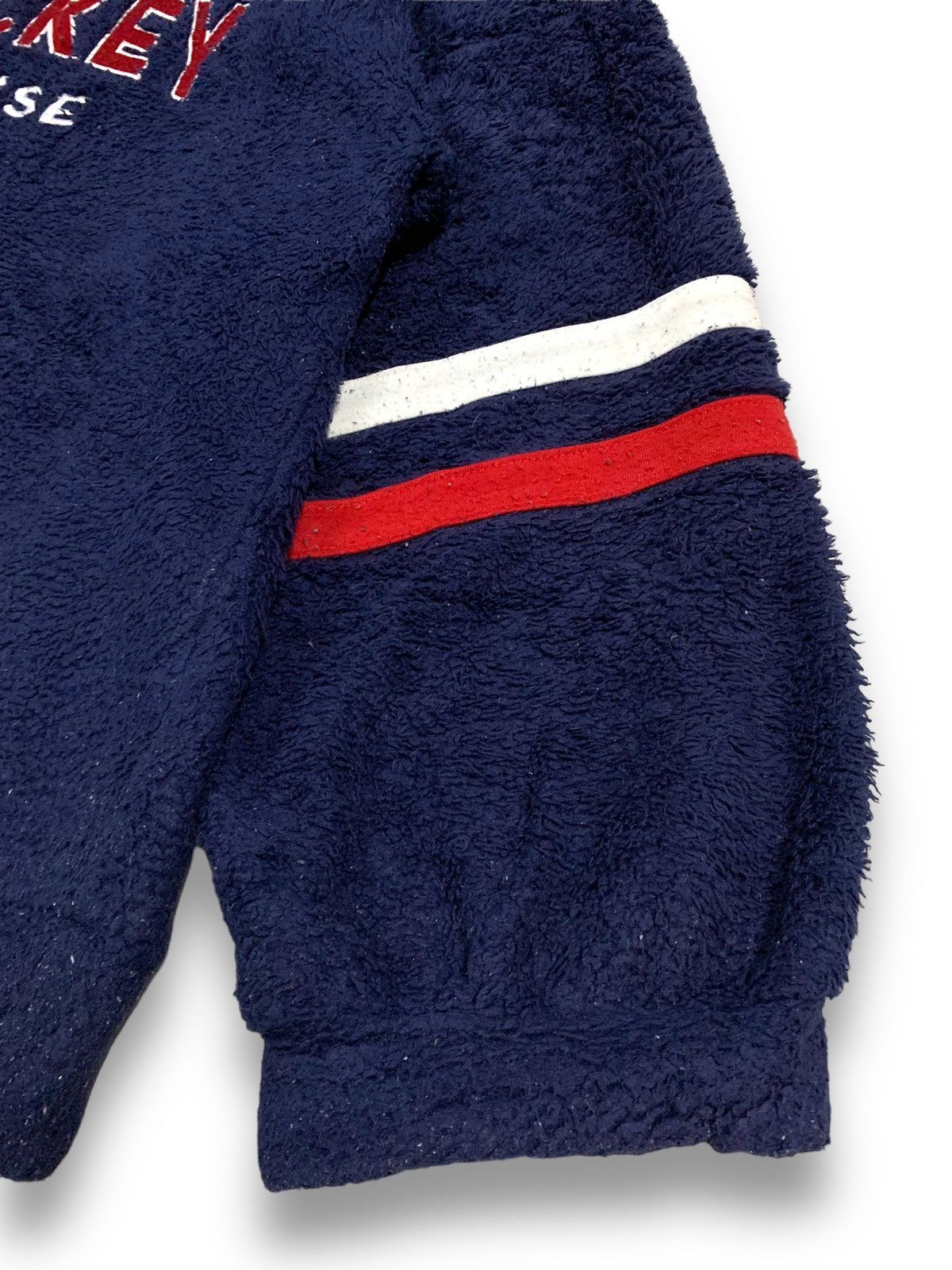 Disney Vintage Disney Mickey Mouse Big Logo Fleece Sweatshirts Size US L / EU 52-54 / 3 - 10 Thumbnail
