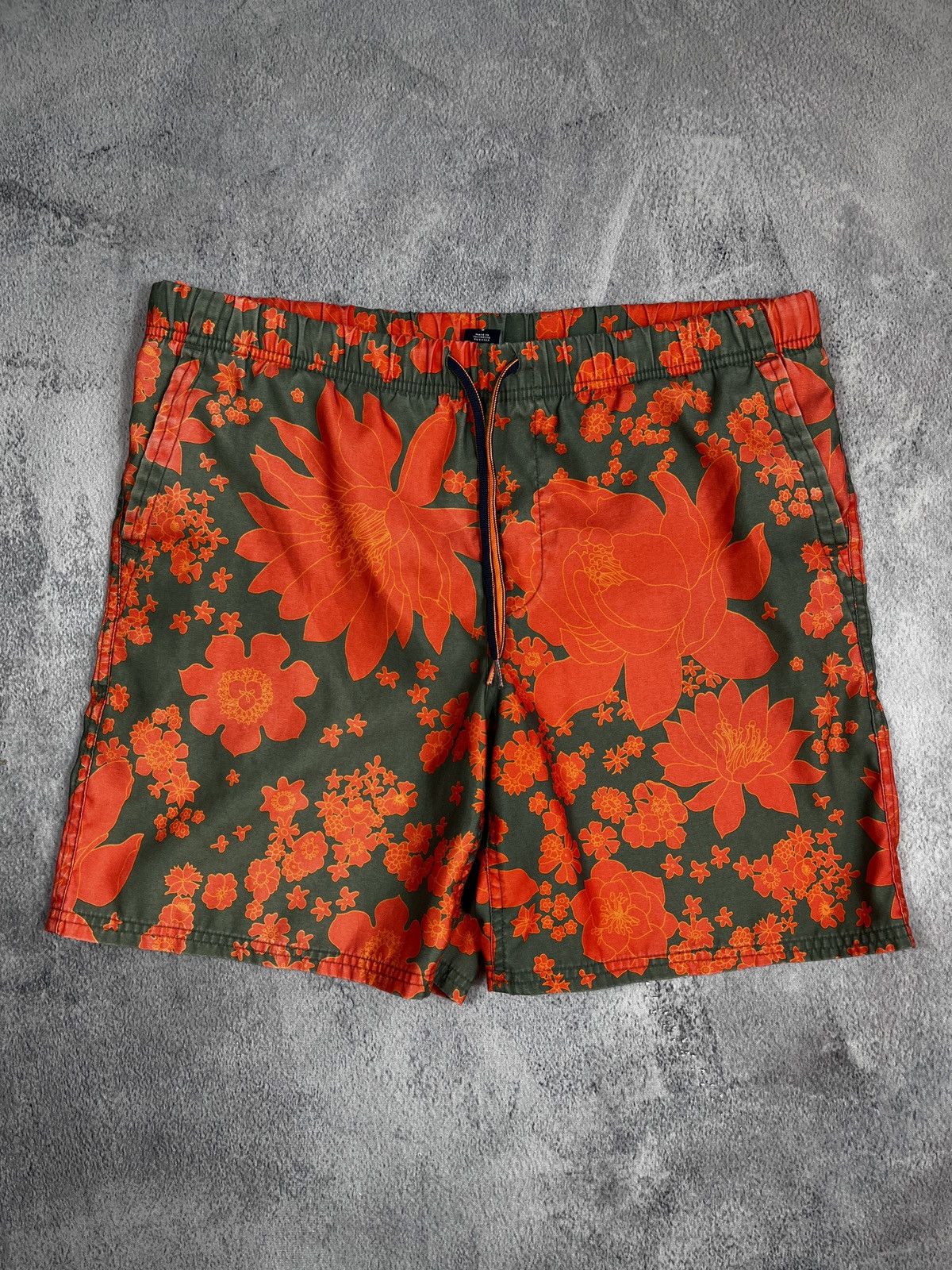 Gap Vintage Y2K Gap summer Hawaiian shorts size S Size US 30 / EU 46 - 1 Thumbnail