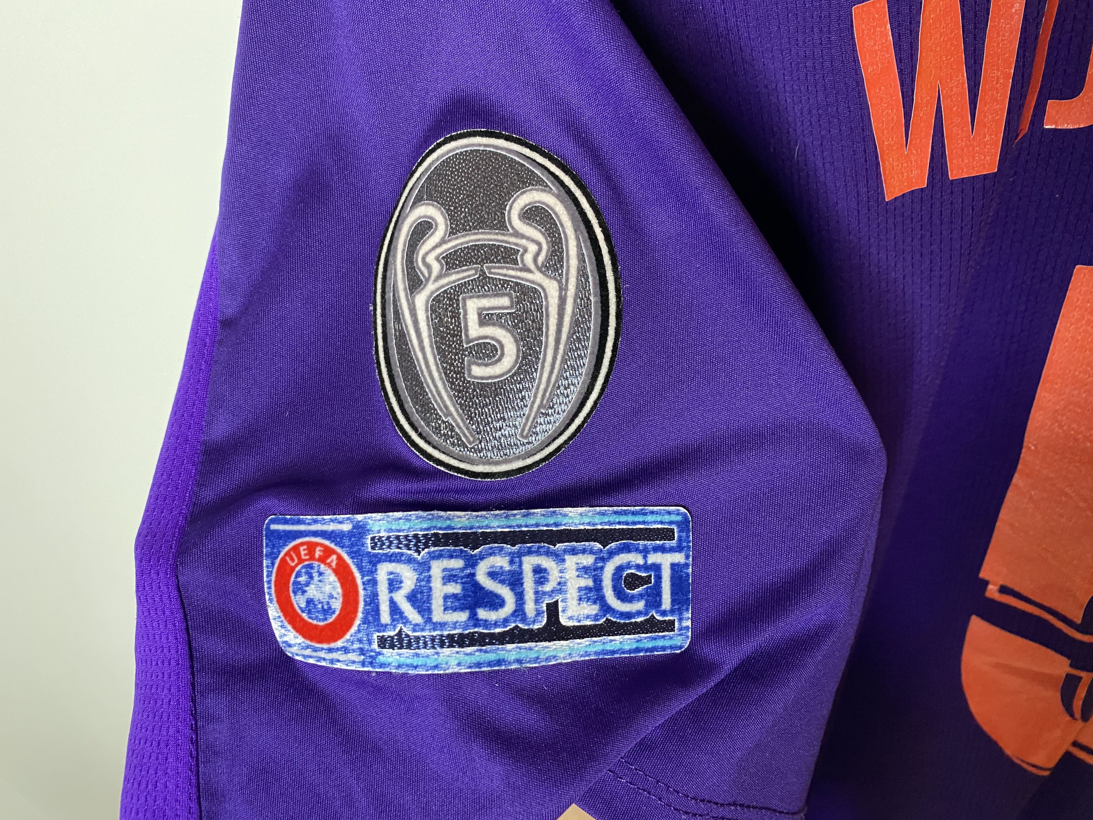 New Balance WIJNALDUM #5 LIVERPOOL 2018 2019 AWAY FOOTBALL SHIRT SOCCER Size US XXL / EU 58 / 5 - 4 Thumbnail