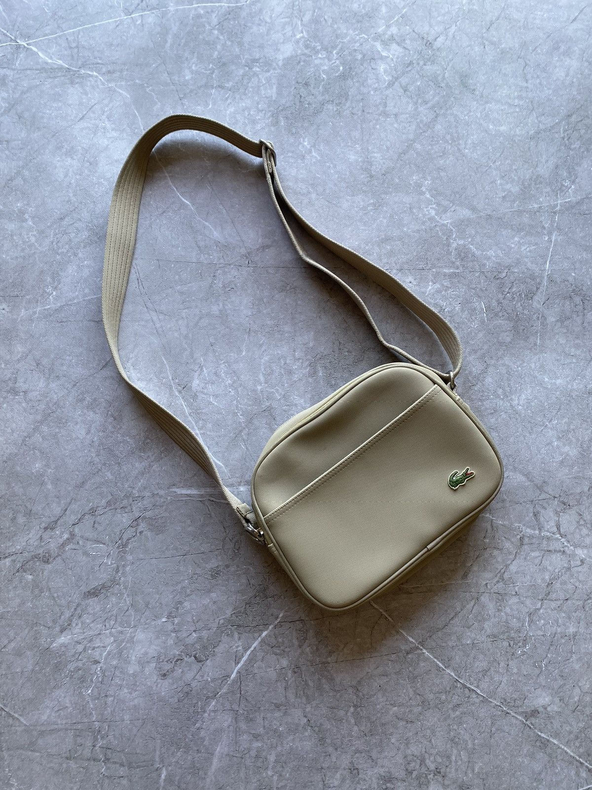 Lacoste Vintage Y2K Lacoste Crossbody Messenger Bag Adjustable Strap Size ONE SIZE - 1 Thumbnail