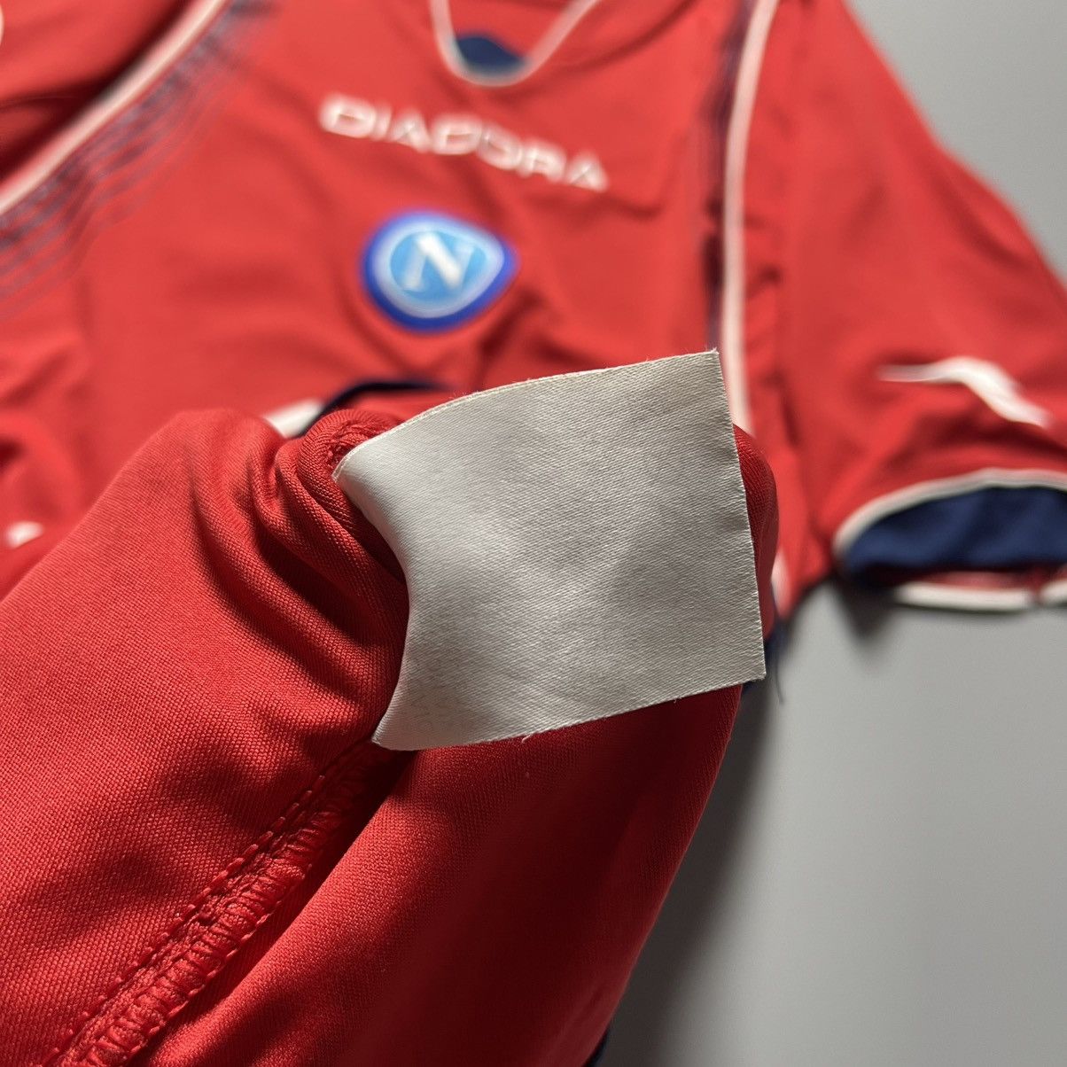 Diadora NAPOLI DIADORA 2007/2008 FOOTBALL AWAY JERSEY #17 HAMSIK Size US M / EU 48-50 / 2 - 13 Thumbnail
