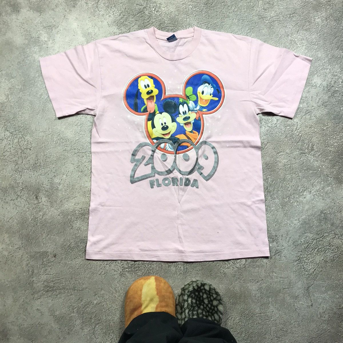 Vintage Vintage Y2K Disney Graphic Tee Sun Faded Florida 2009 Swag L Size US L / EU 52-54 / 3 - 1 Thumbnail